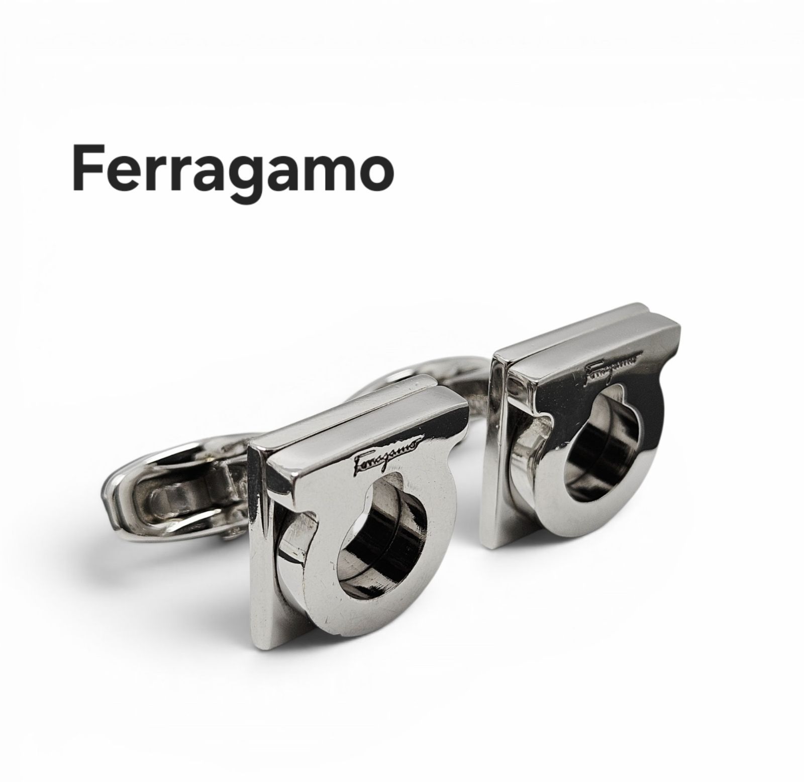 Ferragamo カフス ガンチーニ シルバー - メルカリ