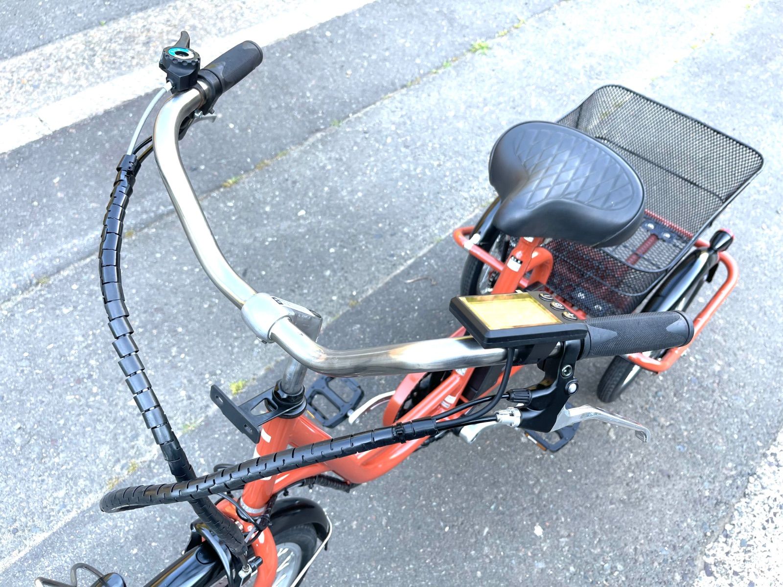 0379【動作確認済】送料無料 TROIS 電動アシスト三輪自転車 5.8Ah 電子