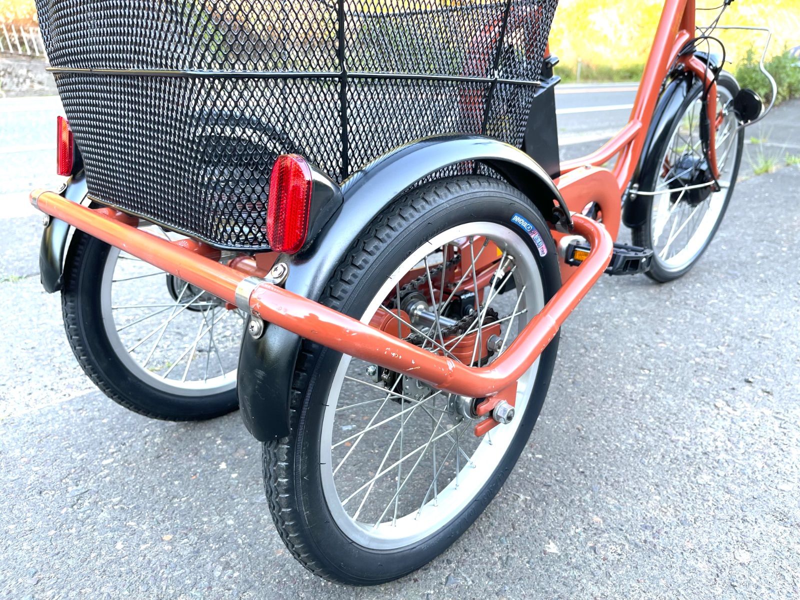 【美品・ジャンク】電動アシスト三輪自転車 TROIS（トワ）バッテリー100% 0379【動作確認済】送料無料 TROIS 電動アシスト三輪自転車 5.8Ah 電子
