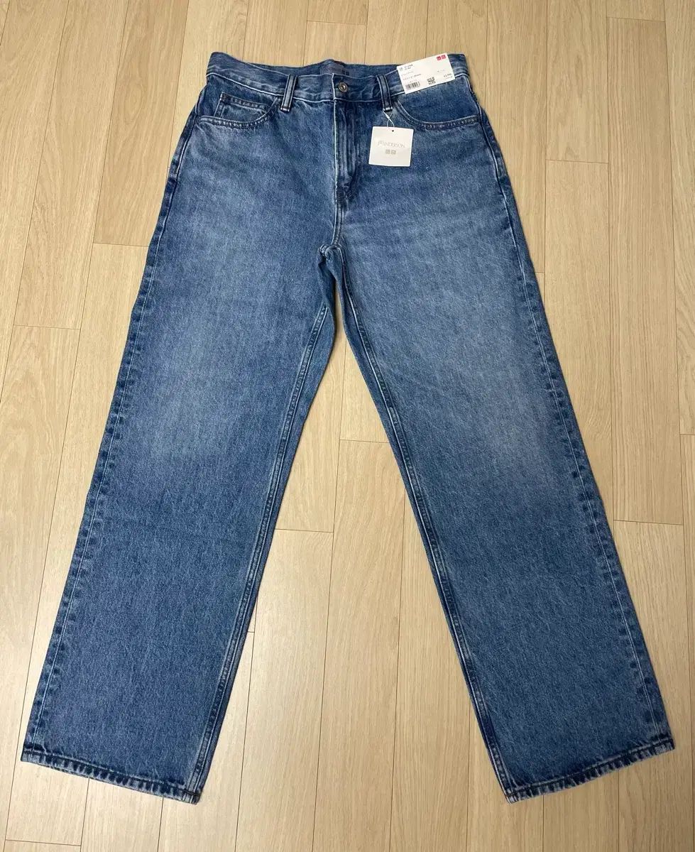 31 UNIQLO ユニクロ jw Kinloch Anderson(キンロックアンダーソン) ストレートデニム 65ブルー