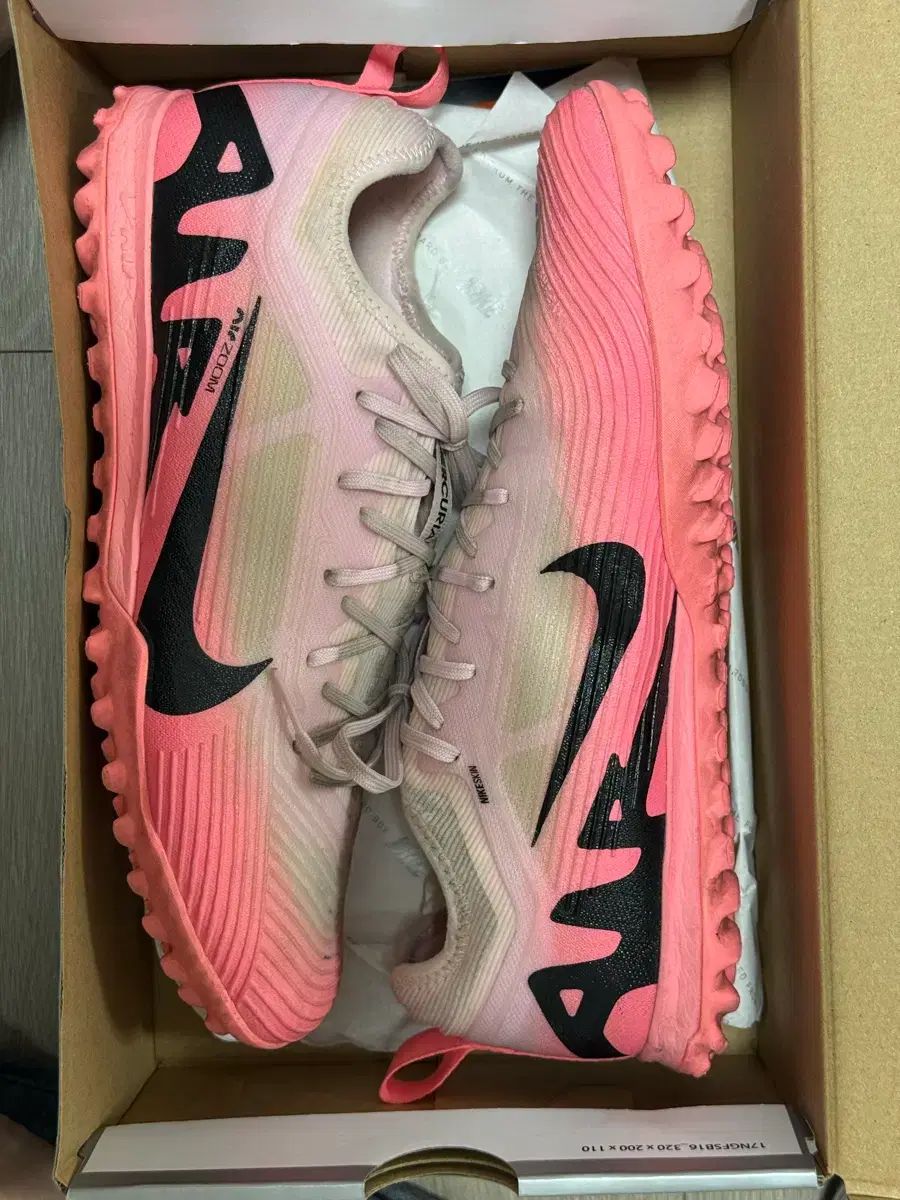 280 NIKE マーキュリアル ヴェイパー15 プロ TF