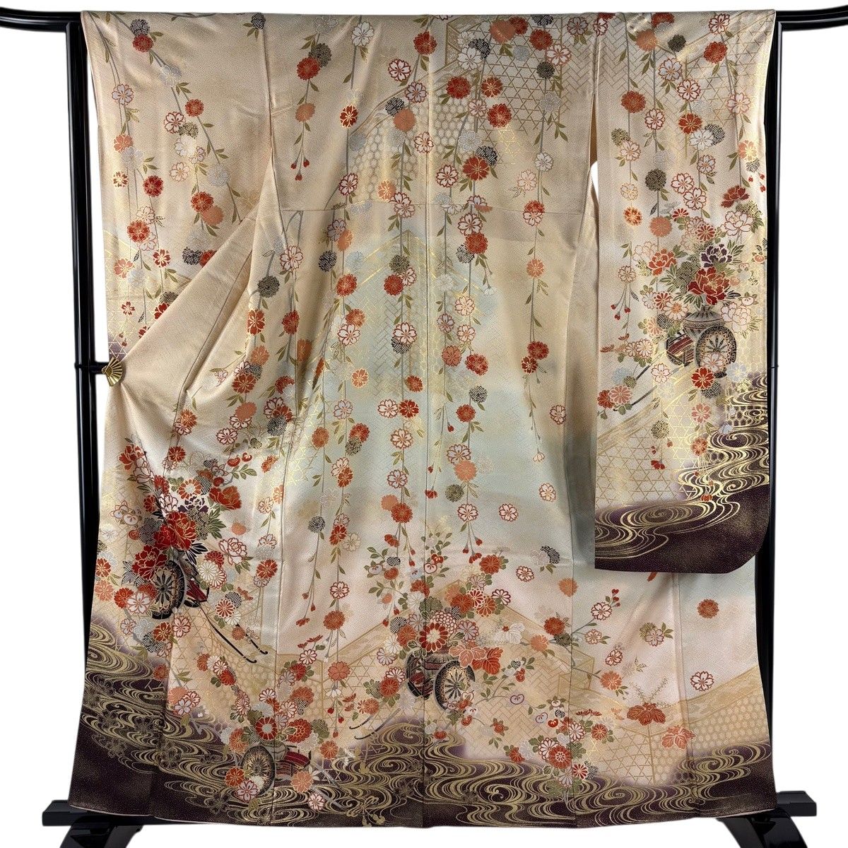 【美品】 振袖 身丈161.5cm 裄丈64cm M 袷 花車 流水 金糸 金彩 ベージュ 正絹 秀品 【中古】
