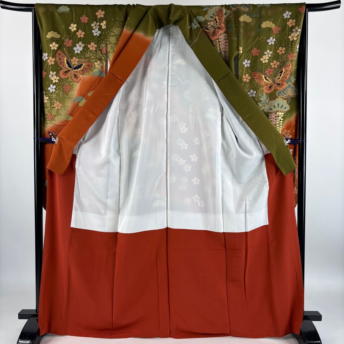 振袖 身丈168.5cm 裄丈66.5cm M 袷 落款 蝶 松梅 金糸 金彩 茶緑色