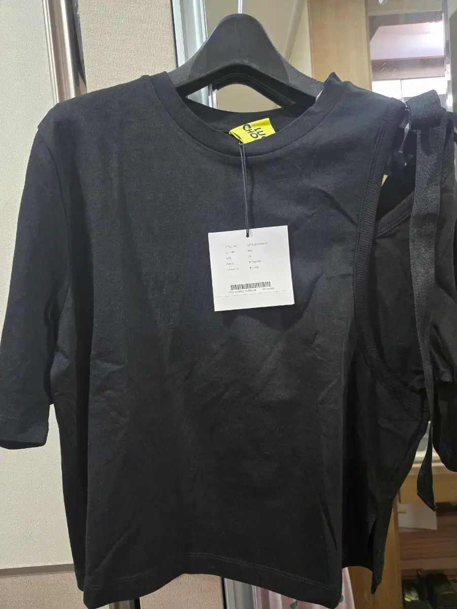 ラッキーシュエトゥ ブラック Tシャツ 66サイズ 新品