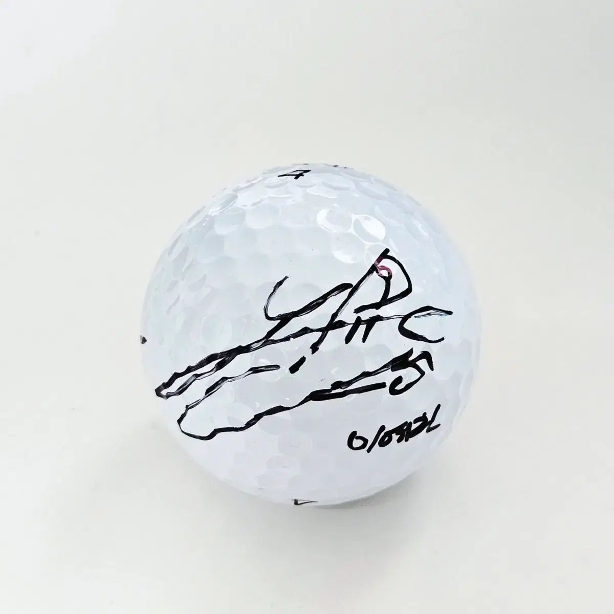 KLPGA レディースゴルフ イーエ イェ プロ選手 サイン入りボール