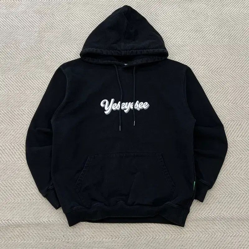YESEYESEE ロゴ フーディー Tシャツ r3871