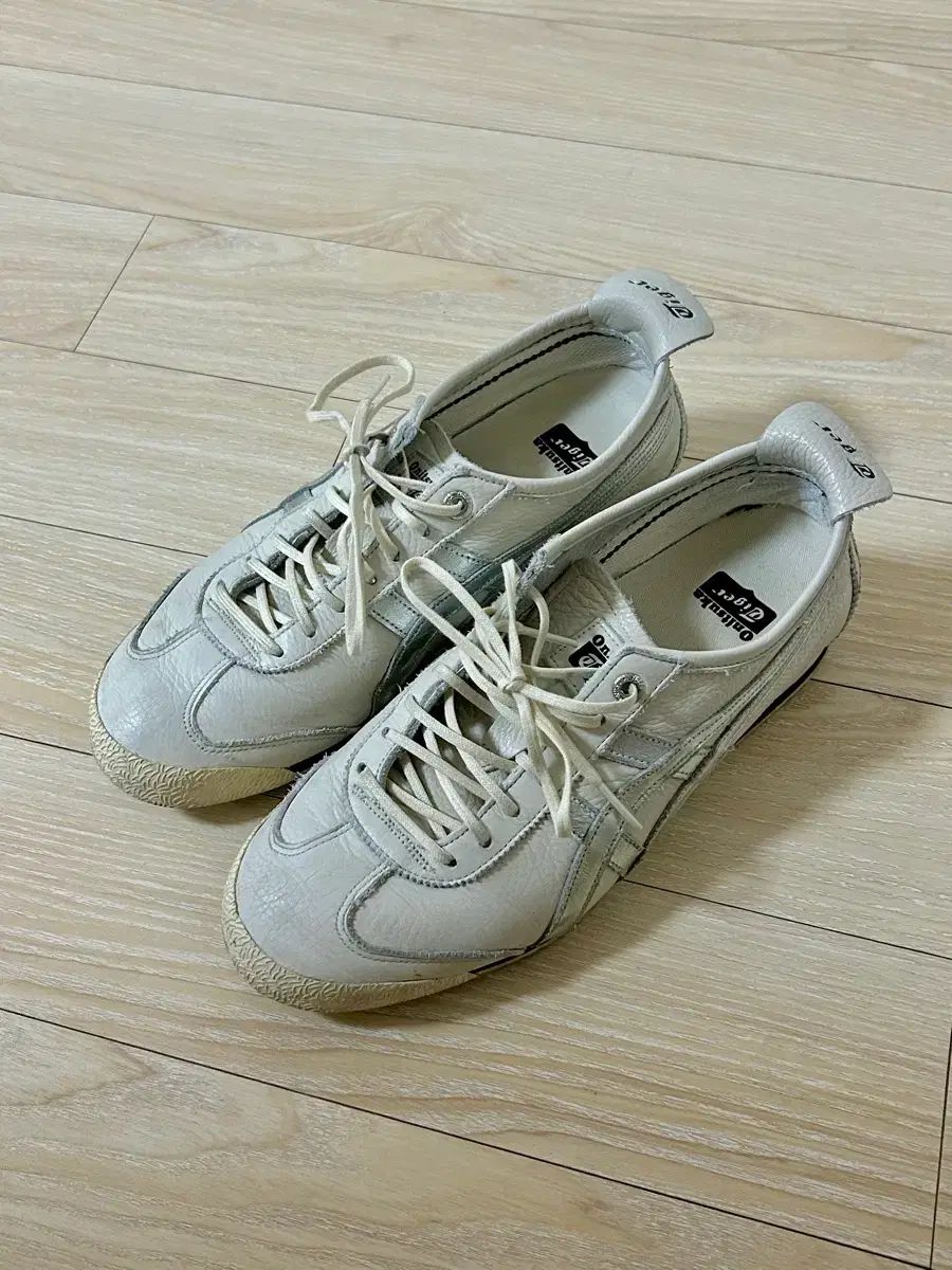 235 メキシコ66 SD オニツカタイガー