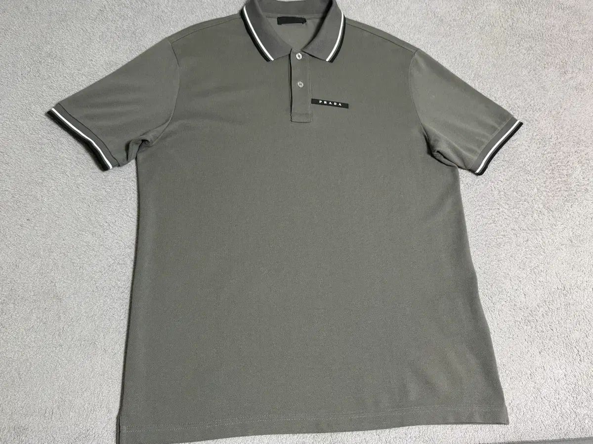 正規品 PRADA プラダ グレー pk ポロシャツ 42,134円