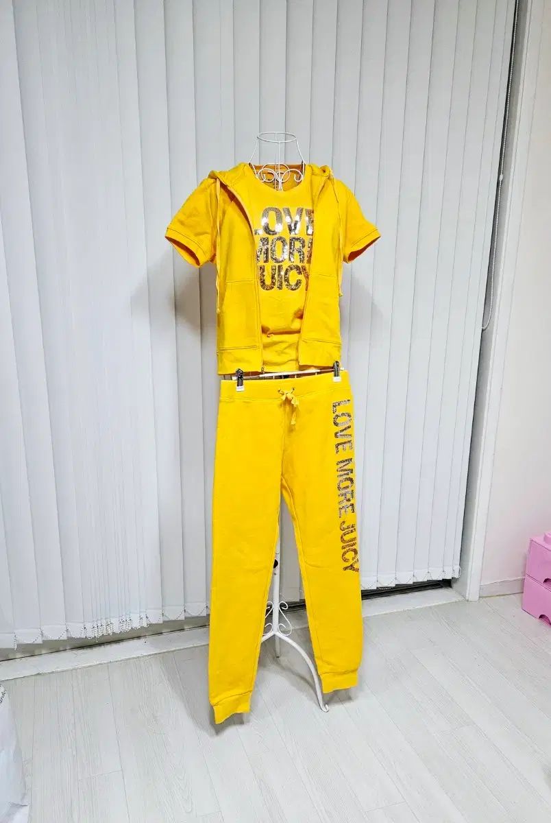 juicy couture 3 pieces セット (Tシャツ + トップス + ボトムス)