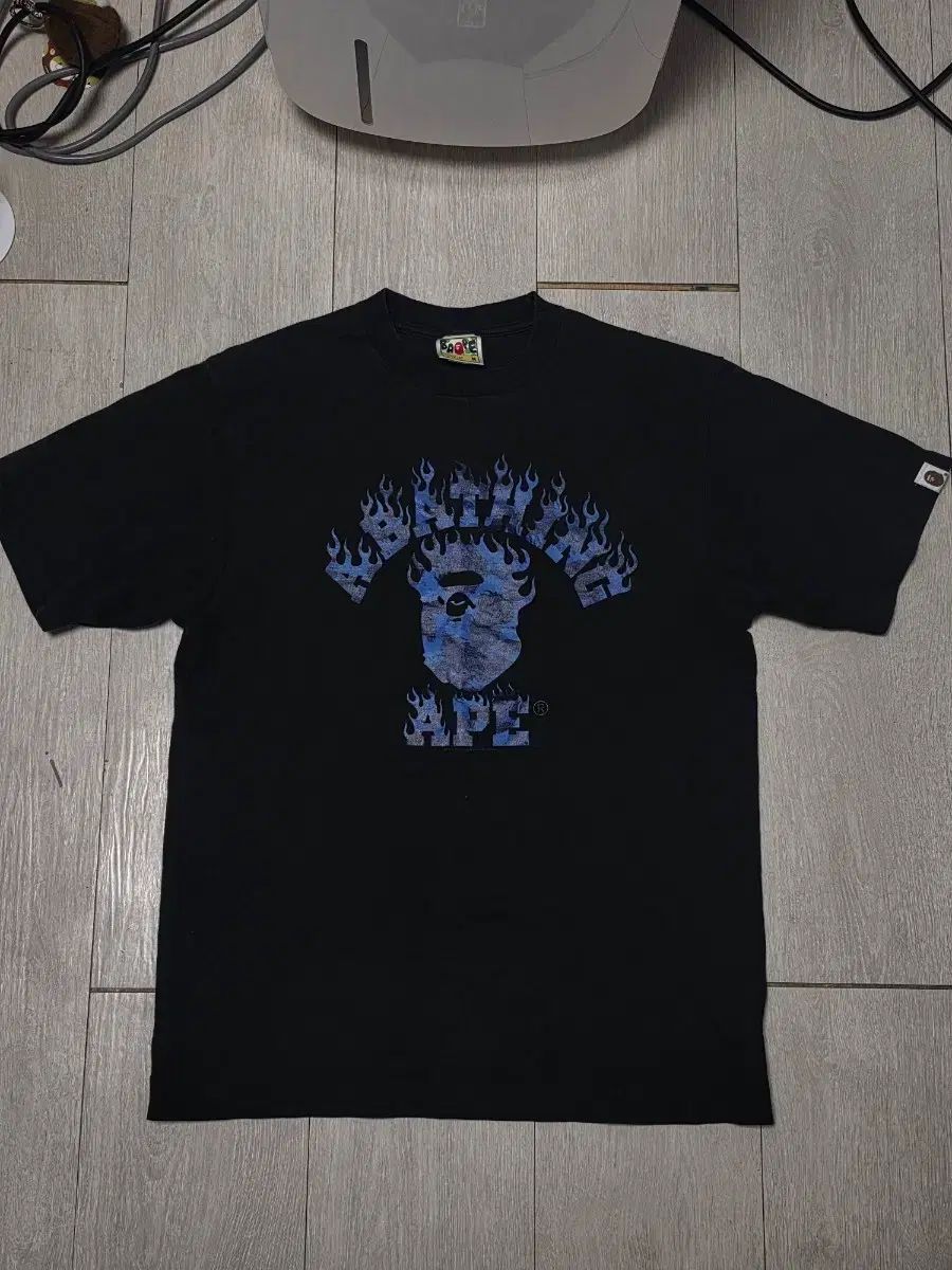 ヴィンテージ A BATHING APE アベイシングエイプ 炎 半袖Tシャツ ブラック