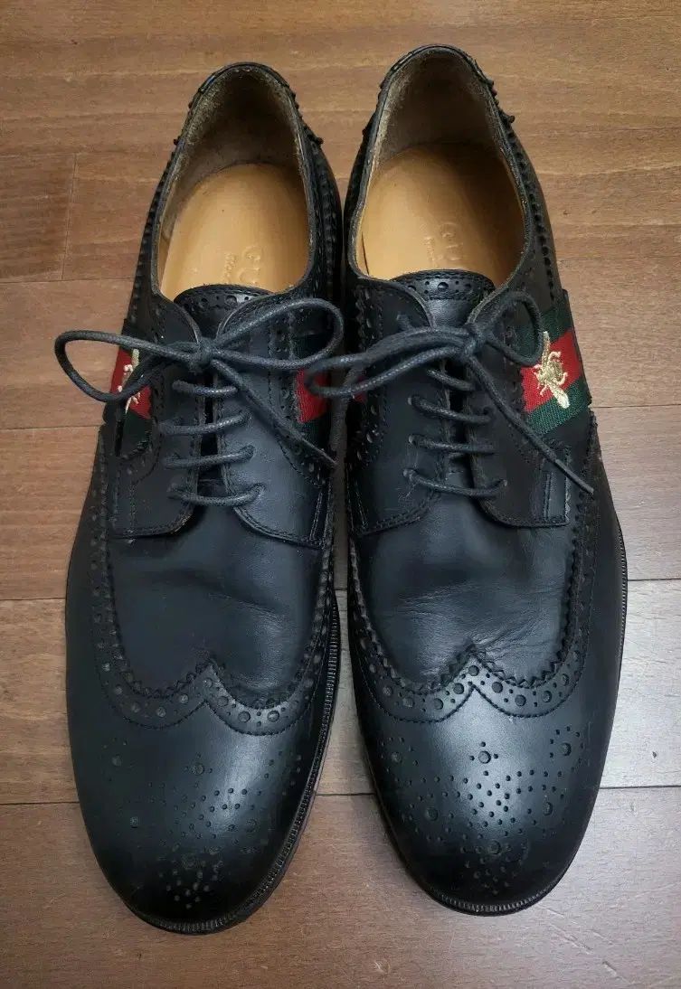 グッチ ウイングチップ 275