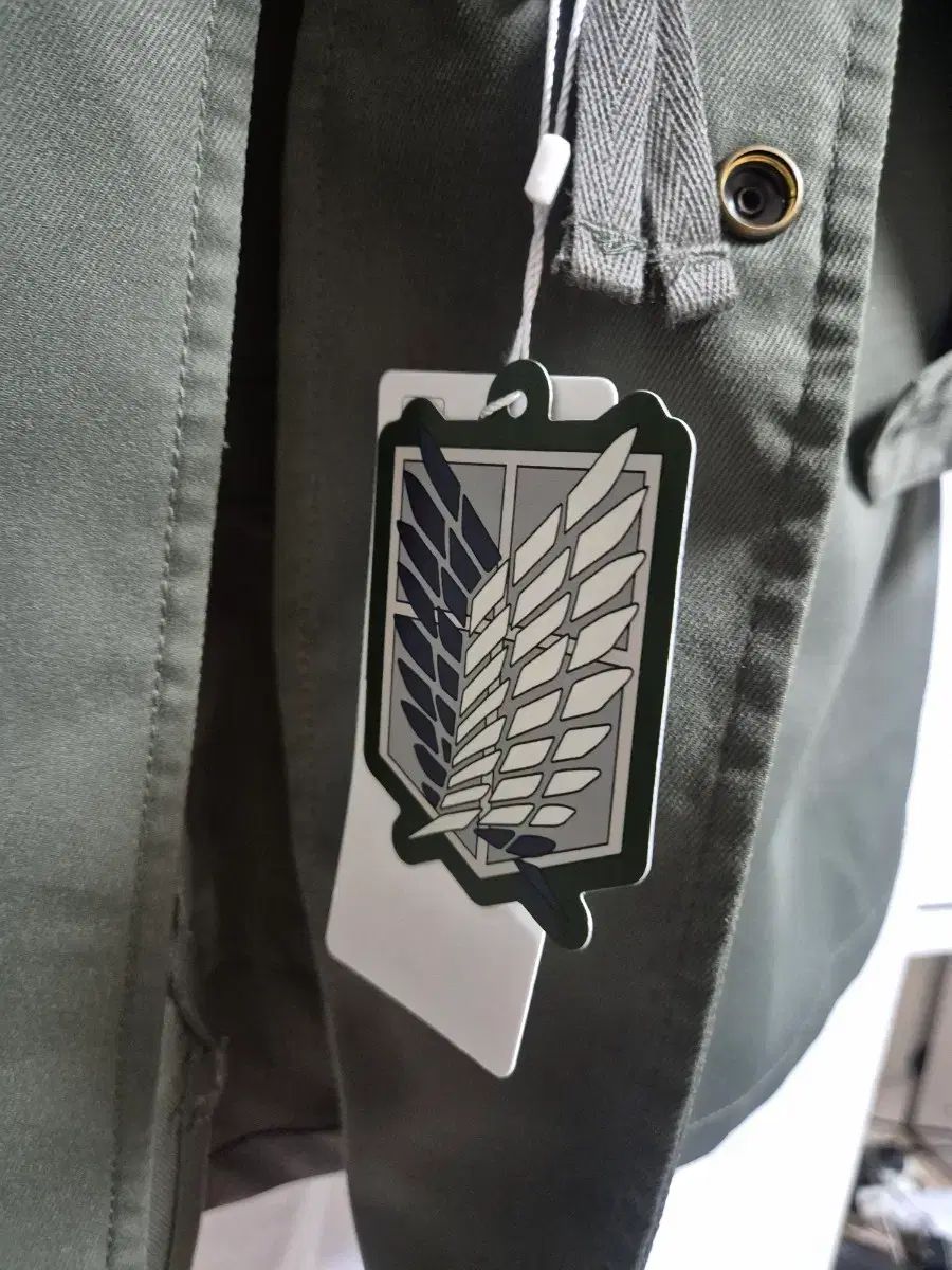 未使用 SPAO 進撃の巨人 マウンテンパーカー M サイズ 出品 進撃の巨人 コラボ マウンテンパーカー