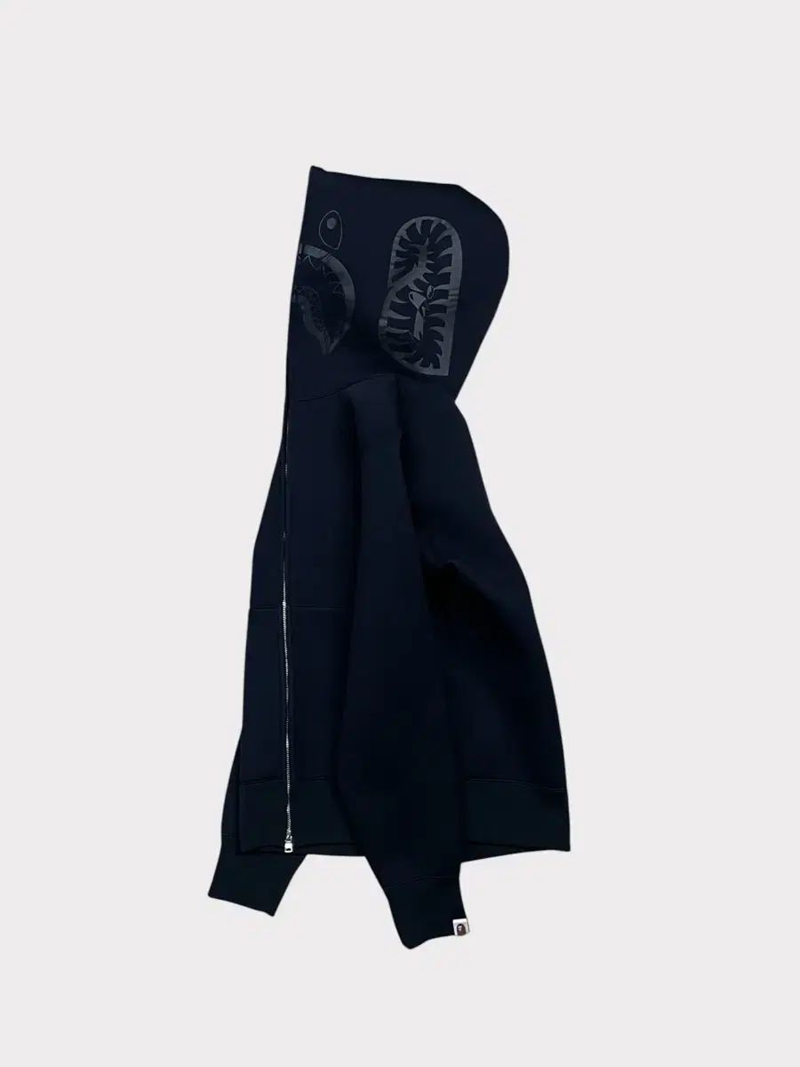 在庫処分) A BATHING APE アベイシングエイプ シャーク NEO(ネオ)フレン WHO ジップアップ