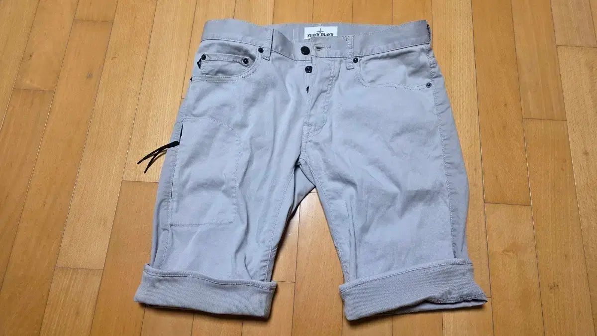 STONE ISLAND ストーンアイランド ハーフパンツ