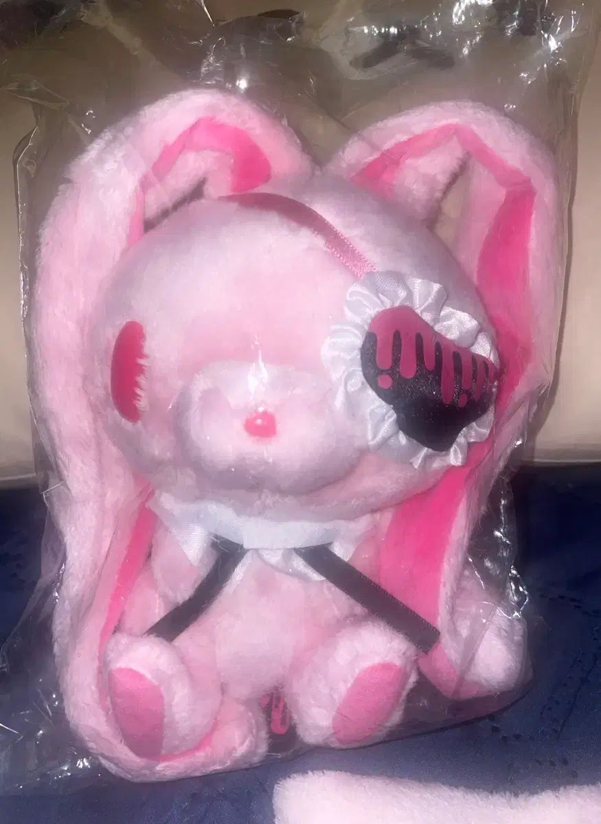 いたずらぐまのグル～ミ～(グルーミー) 汎用うさぎ アイパッチ ピンク ぬいぐるみ ハンヨウウサギ ぬい ゴシックゴス グルーミー