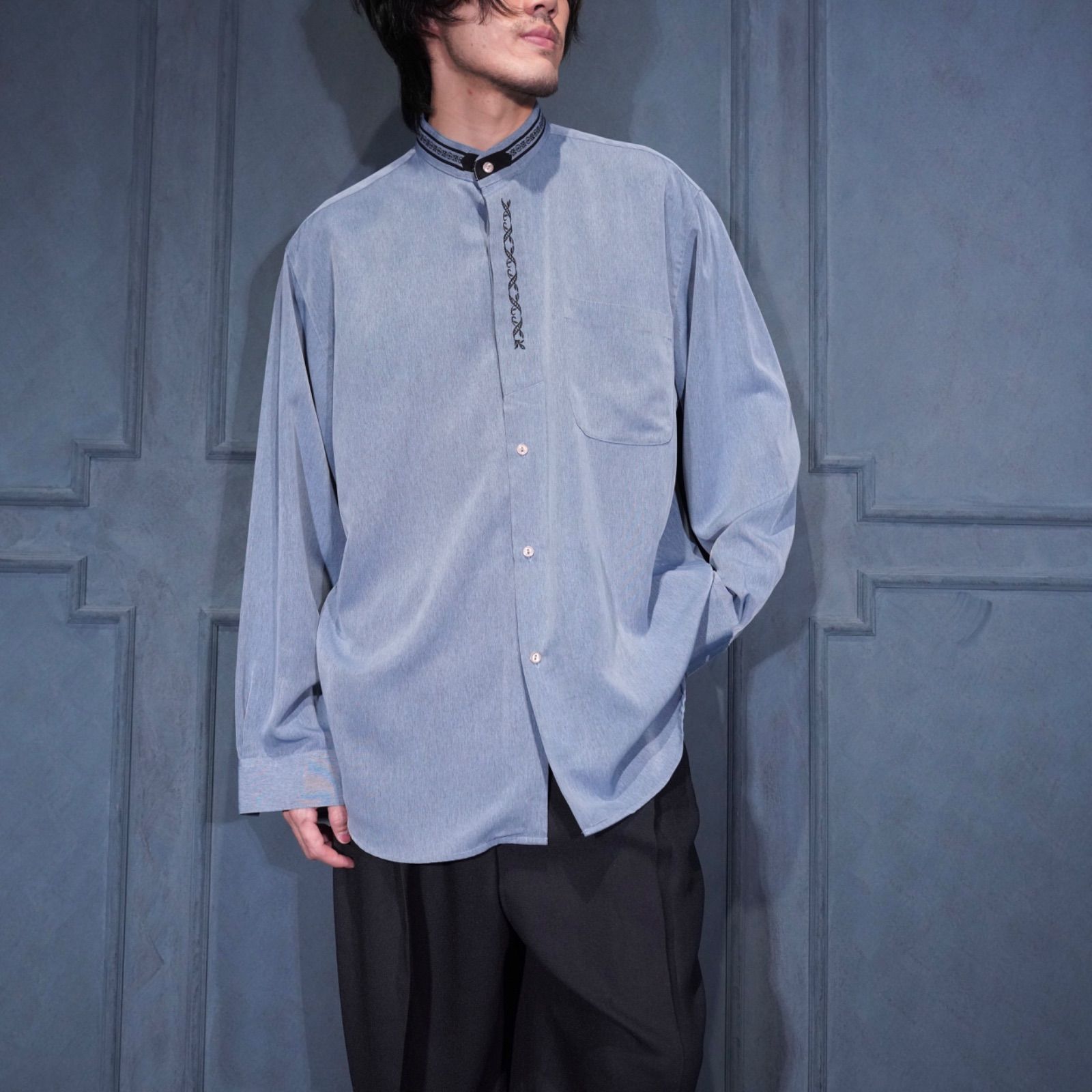 USA VINTAGE HUSKYCLUB EMBROIDERY DESIGN BAND COLLAR SHIRT/アメリカ古着刺繍デザインバンドカラーシャツ