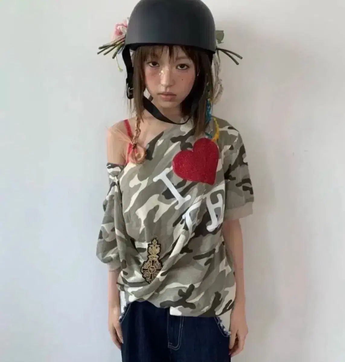 ショップフェアリー カモフラ カウルネック Tシャツ cowl neck button t-shirt
