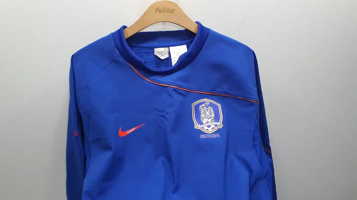 08 サッカー 韓国国家代表 シェルトップ 90サイズ (横53 縦63)