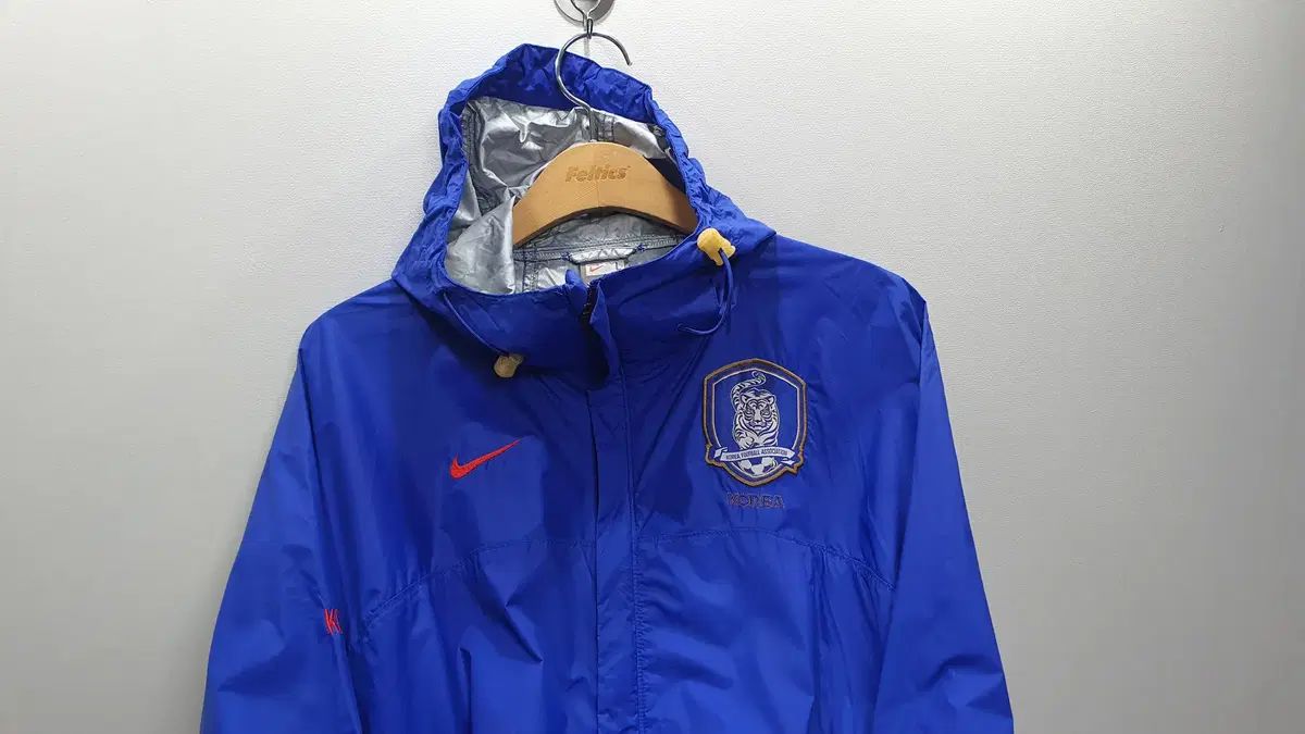 08 サッカー 韓国国家代表 レインジャケット 100サイズ (縦57 横78)