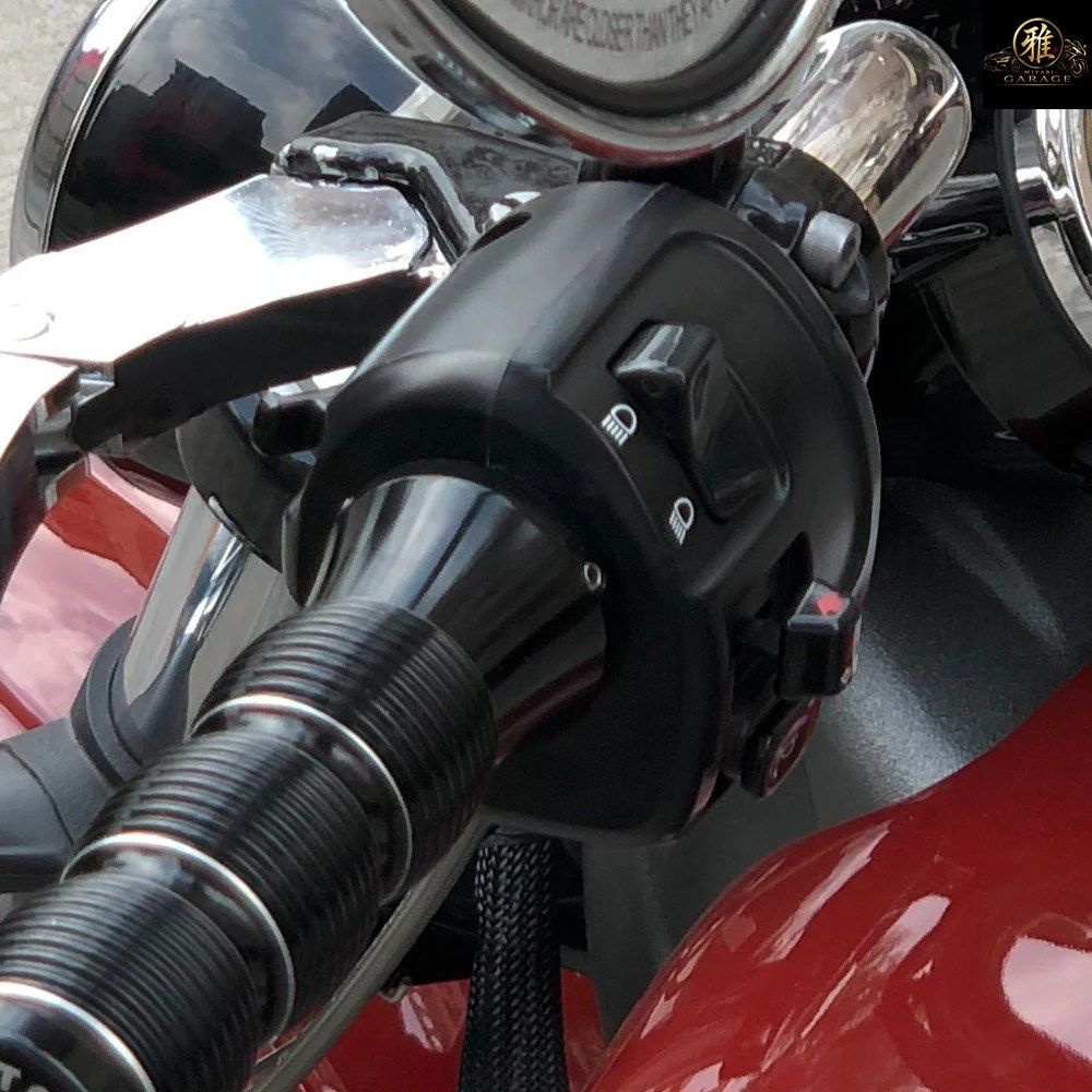 オートバイ用ハンドルバーグリップ アルミ製ハンドグリップ 左右兼用 インディアン スカウト シックスティ ABS トゥエンティ ローグ 2015-2