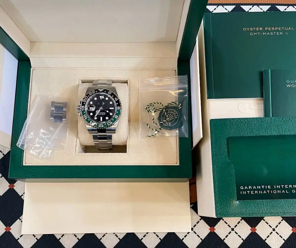 ROLEX ロレックス GMT マスター2 ストライプ