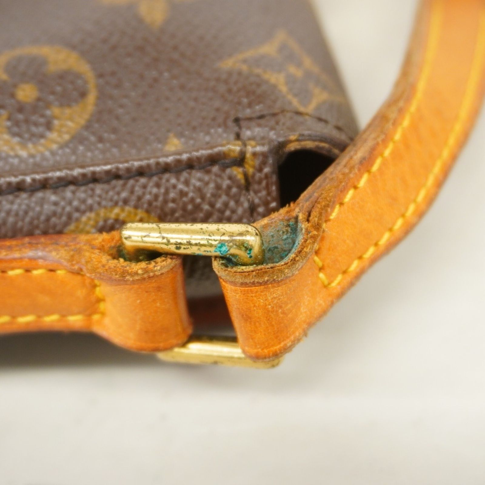 ルイ・ヴィトン(Louis Vuitton) ルイ・ヴィトン ショルダーバッグ 