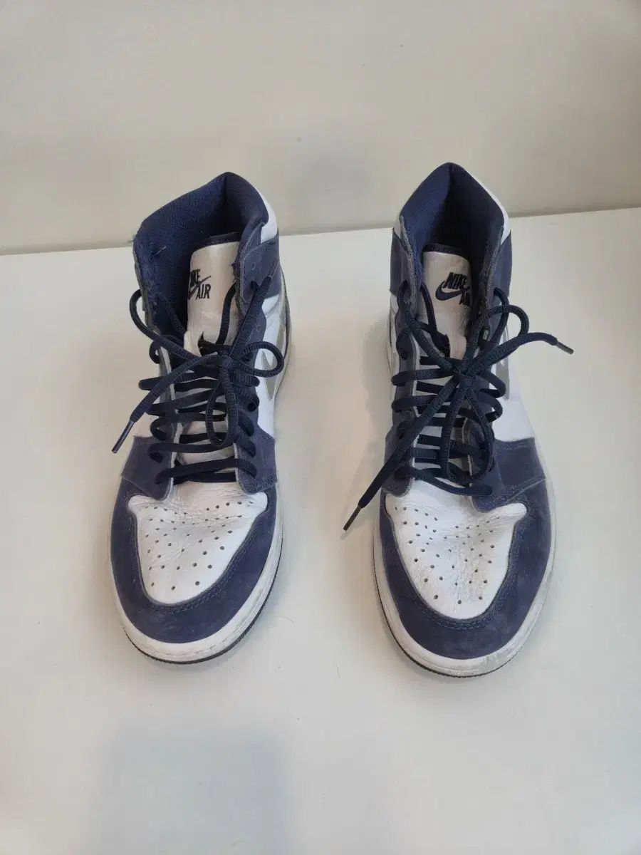 エアジョーダン 1 ハイ NIKE スウェード 白/青 280