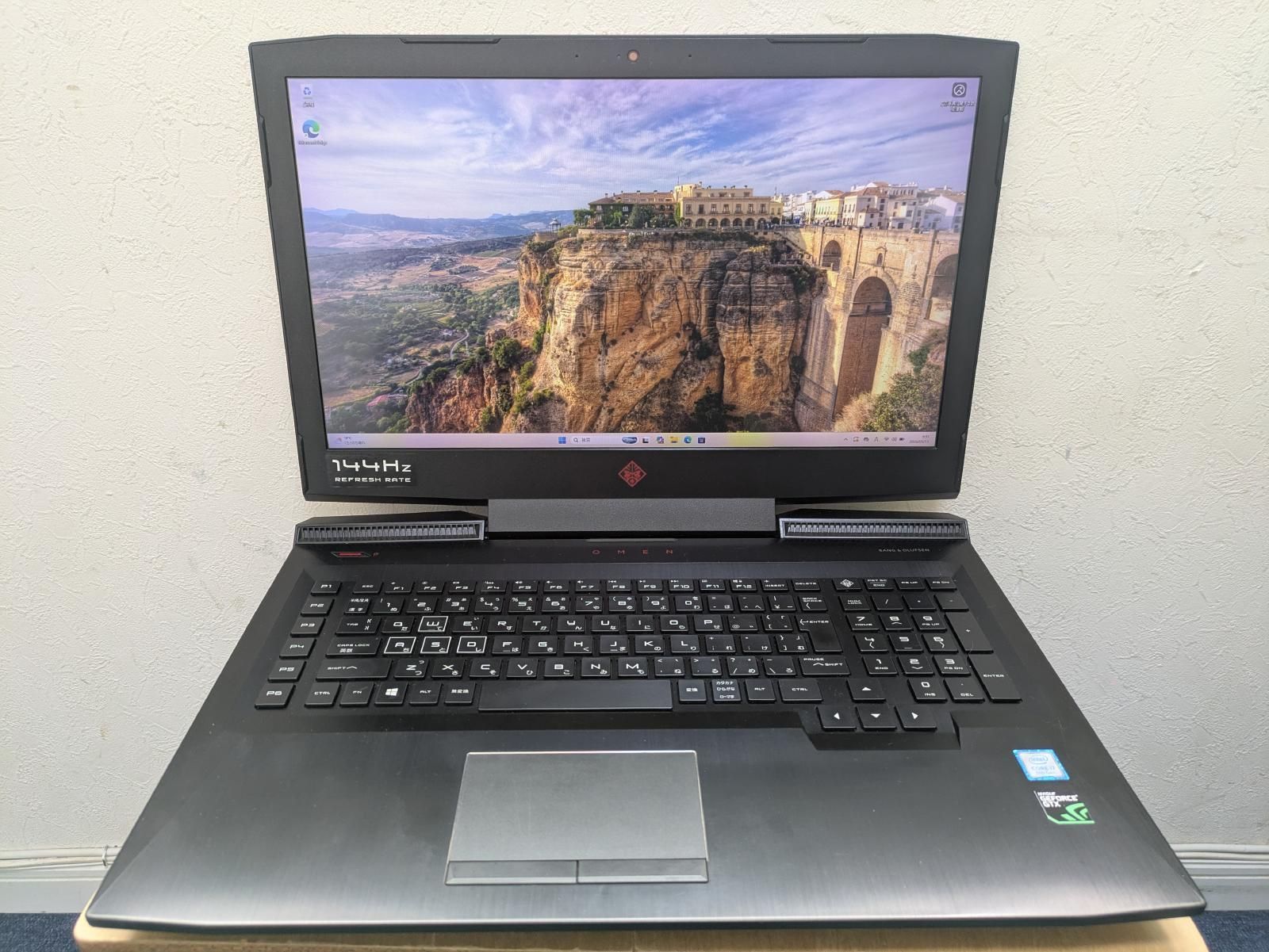 OMEN by HP 第8世代i7-8750H MEM16GB SSD512GB GeForceGTX1070-8G 17.3FHD144kHz 17-an133TX