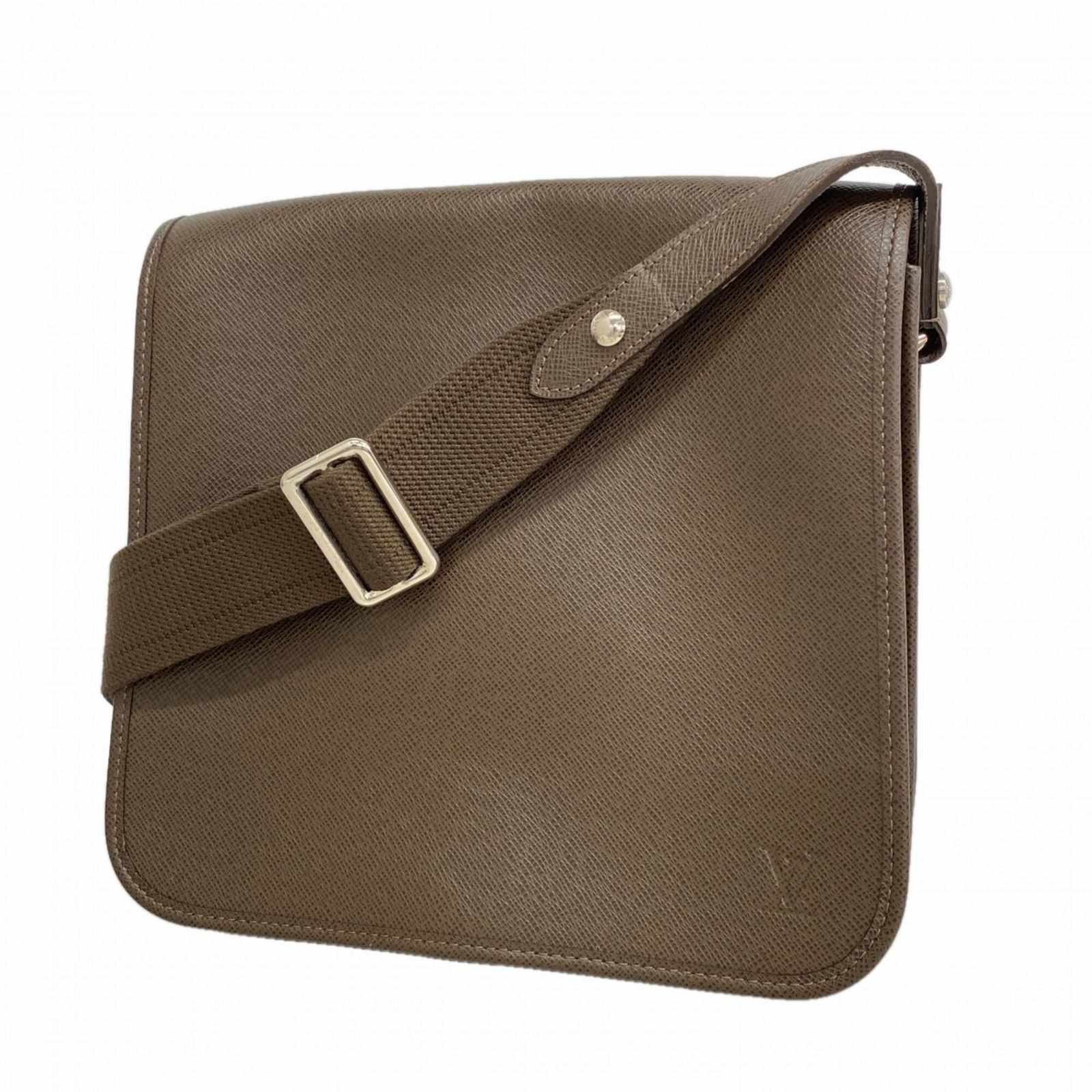 【極美品】ルイヴィトン タイガ アンドレイ M32482 メッセンジャーバッグ ルイ・ヴィトン(Louis Vuitton) ルイ・ヴィトン ショルダーバッグ
