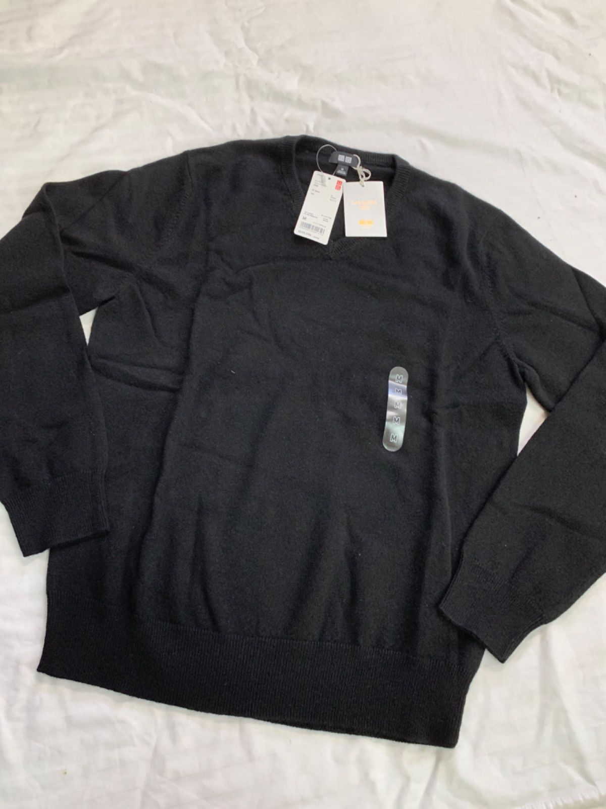 UNIQLO カシミヤVネックセーター セーター 長袖 M - メルカリ
