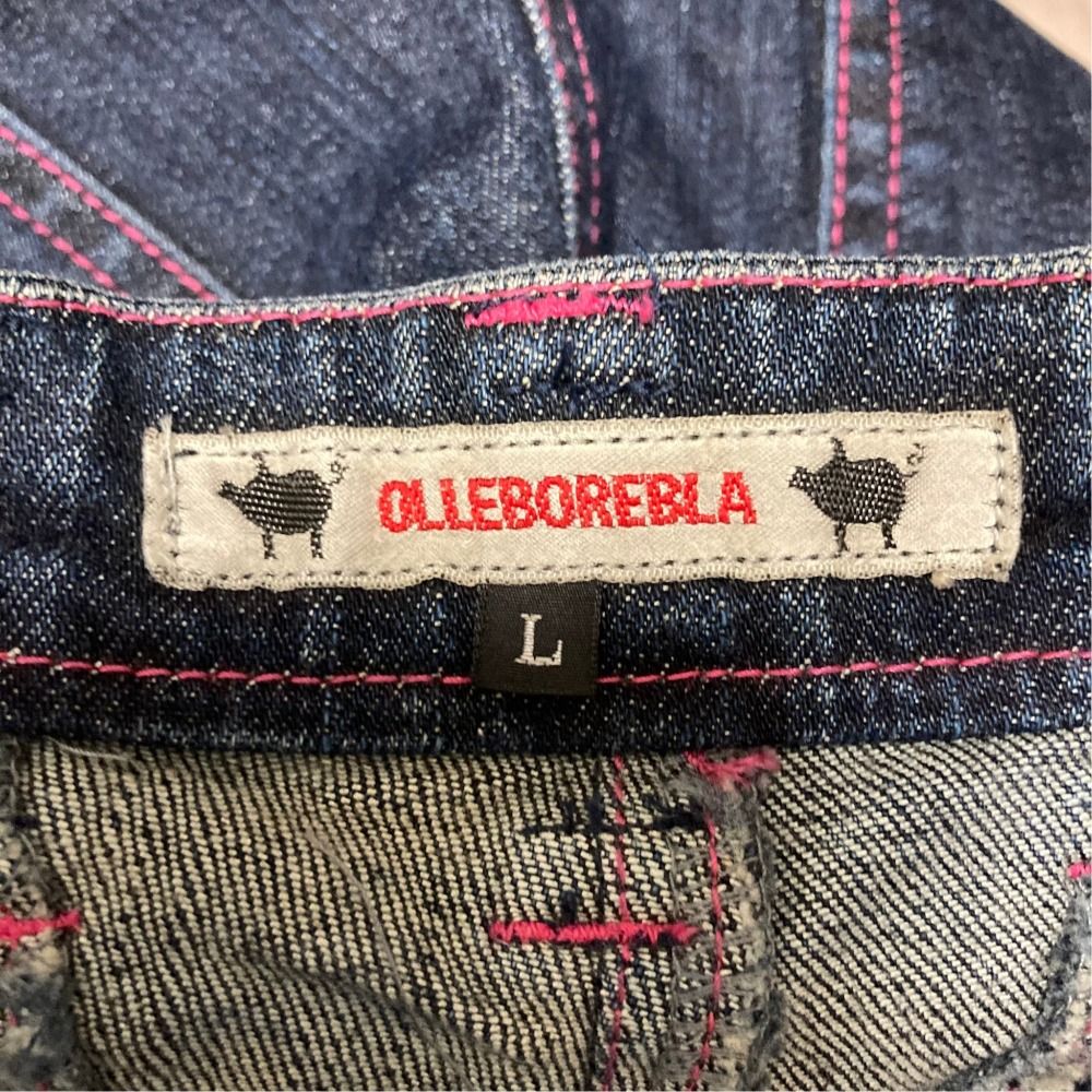 美品 OLLEBOREBLA オレボレブラ アルベロベロ ぶたさん 刺繍 デニム