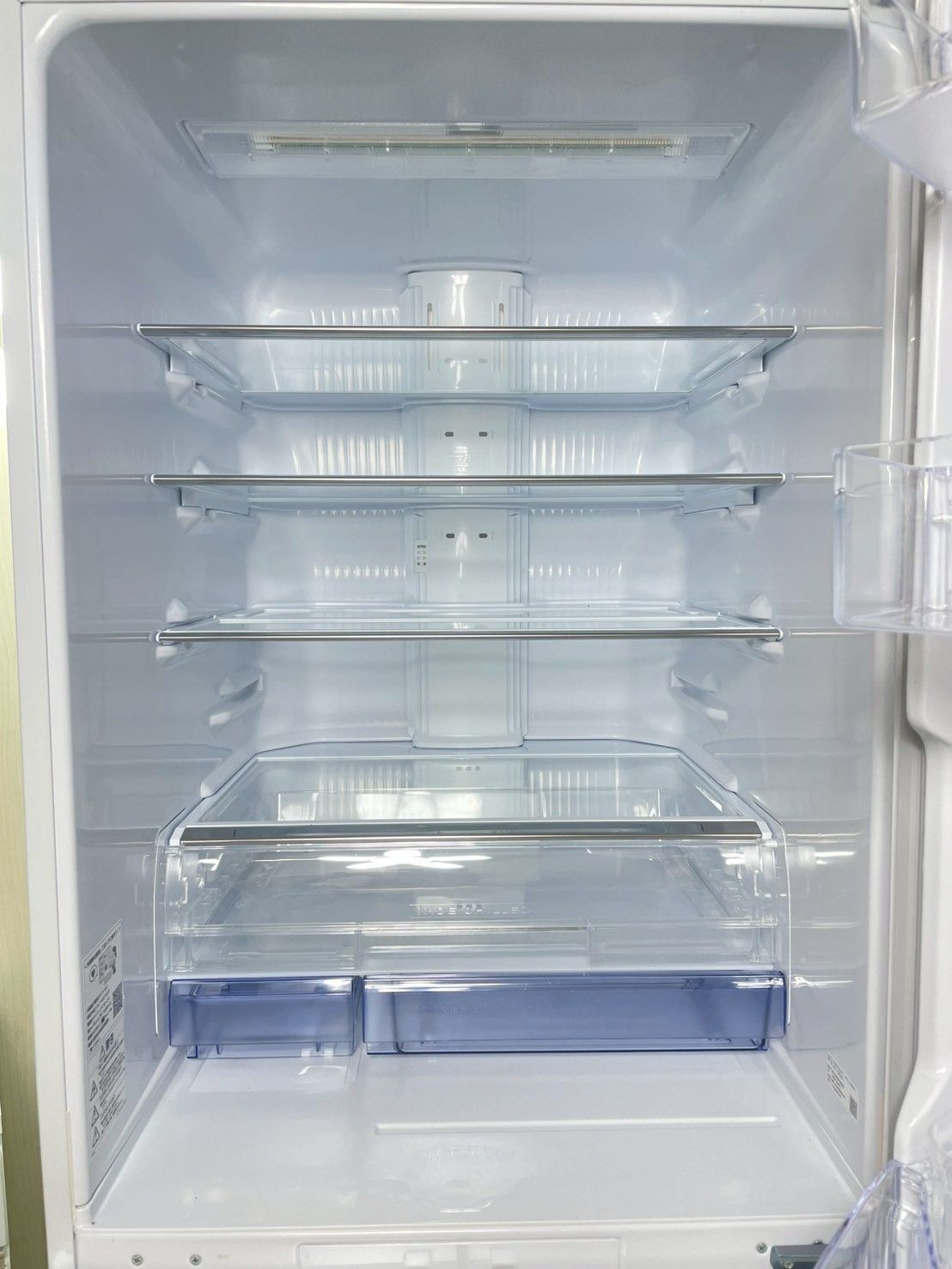 大阪市送料無料‼️冷蔵庫 2021年製 三菱 クリーニング済 凹み有り激安出品 高年式】大阪・尼崎配送設置無料☆3か月保障付き☆冷蔵庫☆三菱☆5ドア