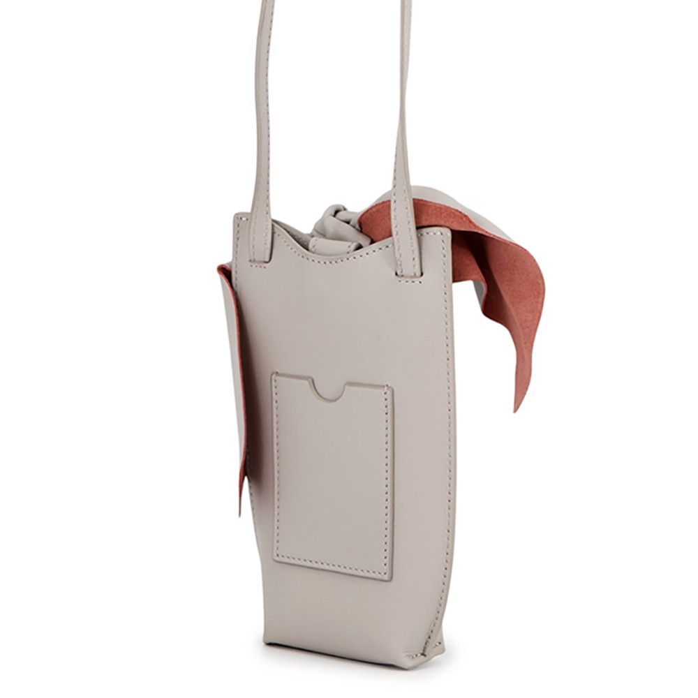 ロエベ ショルダーバッグ バニーポケット レザー C623W48X01 LOEWE