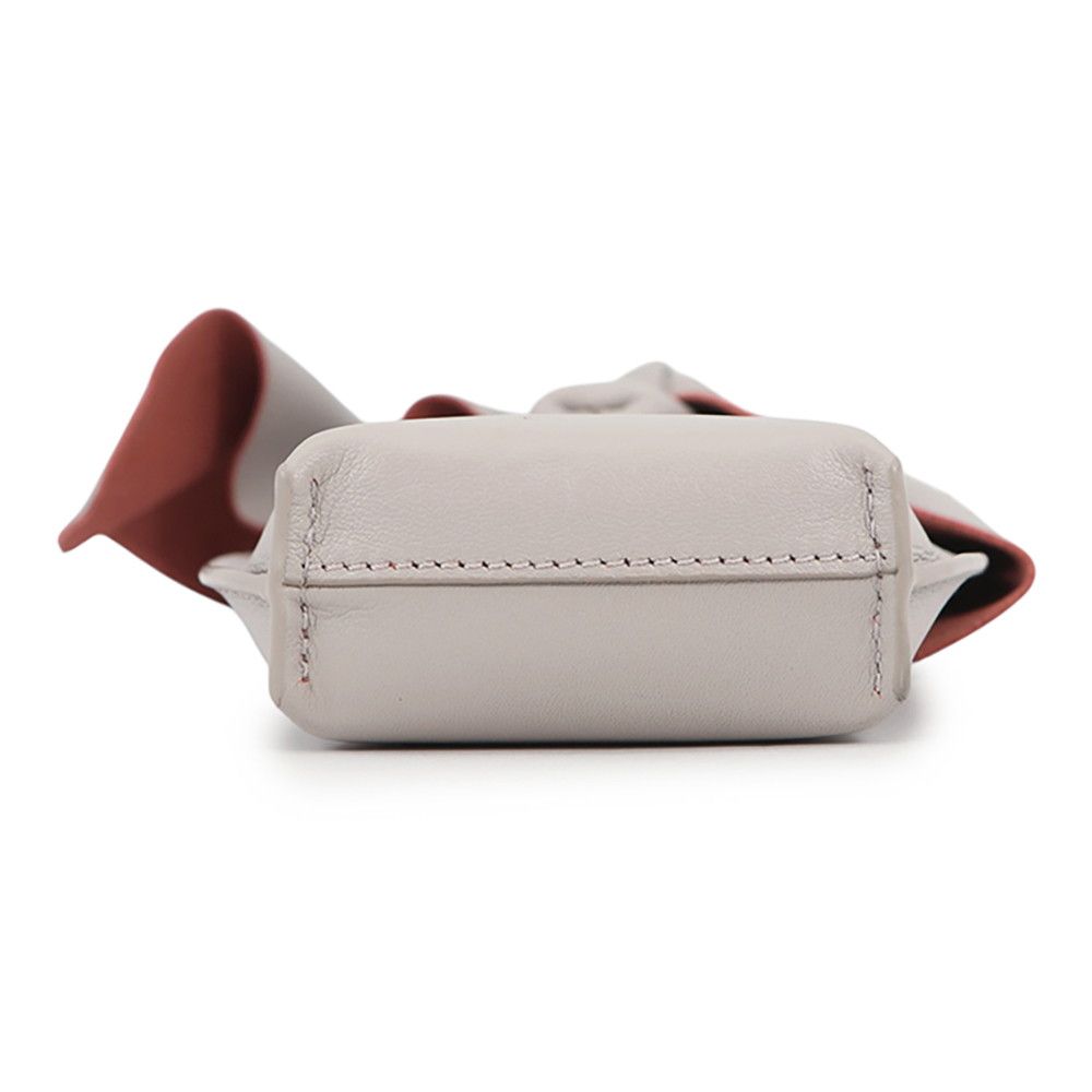 ロエベ ショルダーバッグ バニーポケット レザー C623W48X01 LOEWE