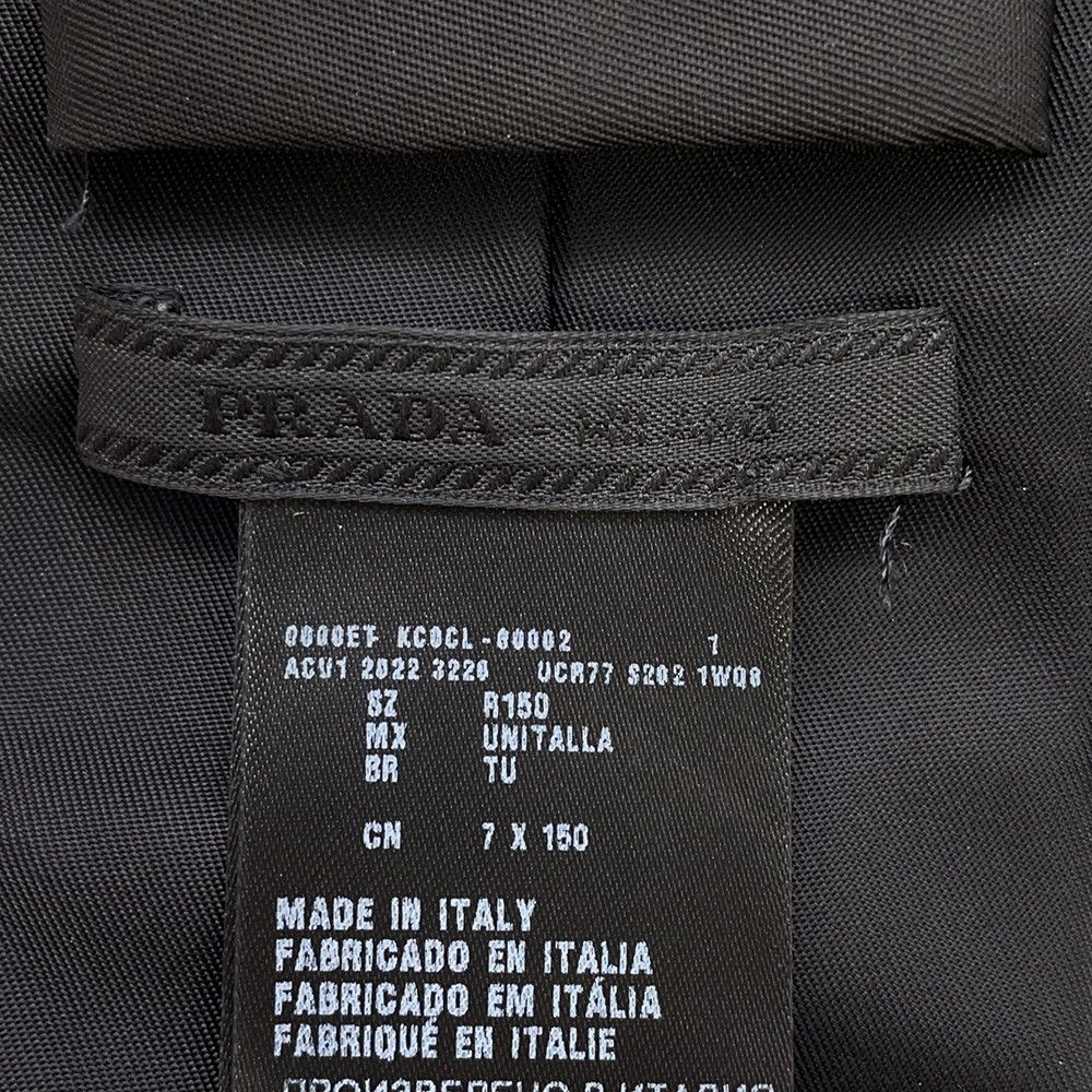 プラダ ネクタイ トライアングルロゴ リサイクルポリアミド PRADA タイ