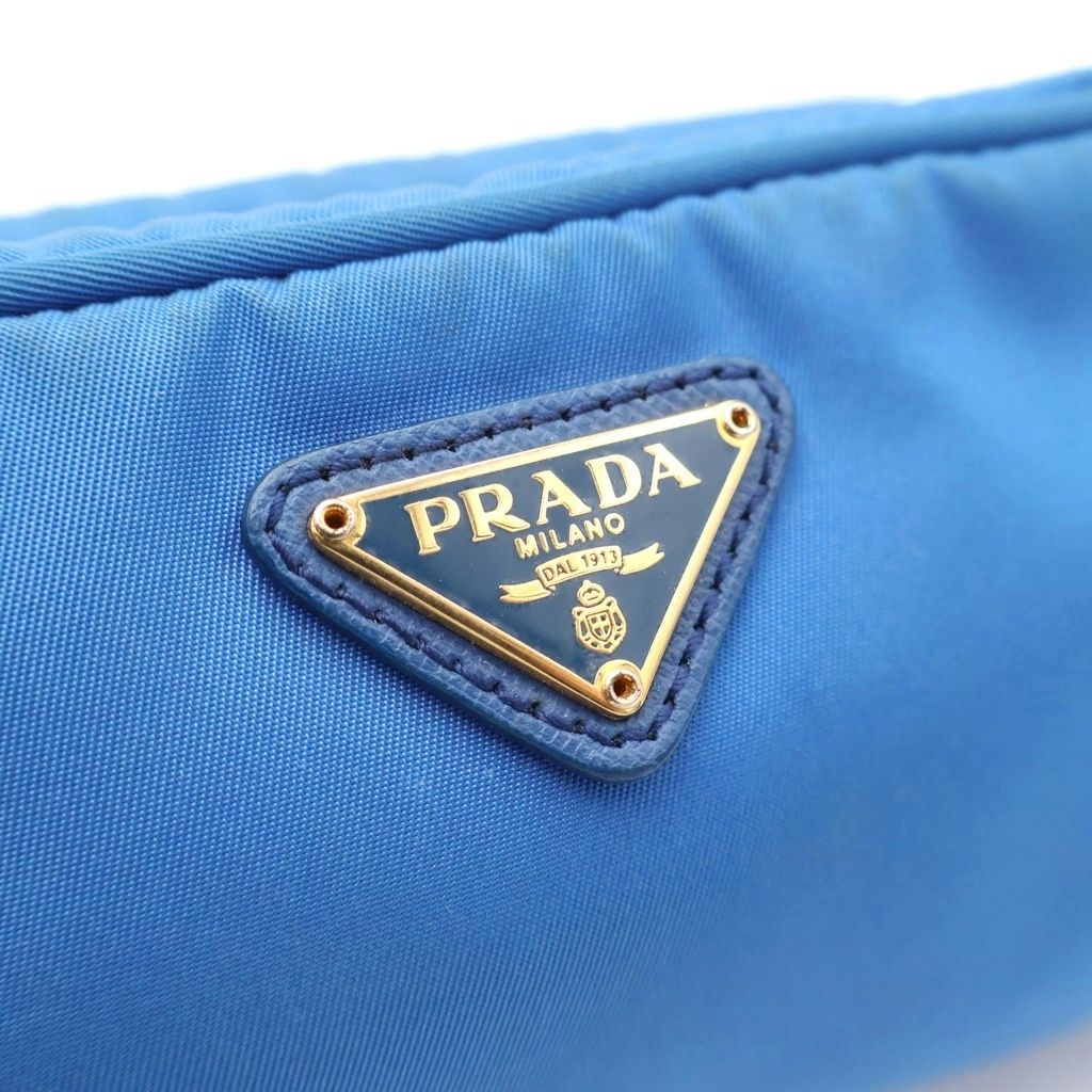 PRADA (プラダ) トライアングルロゴプレート ナイロンポーチ ブルー