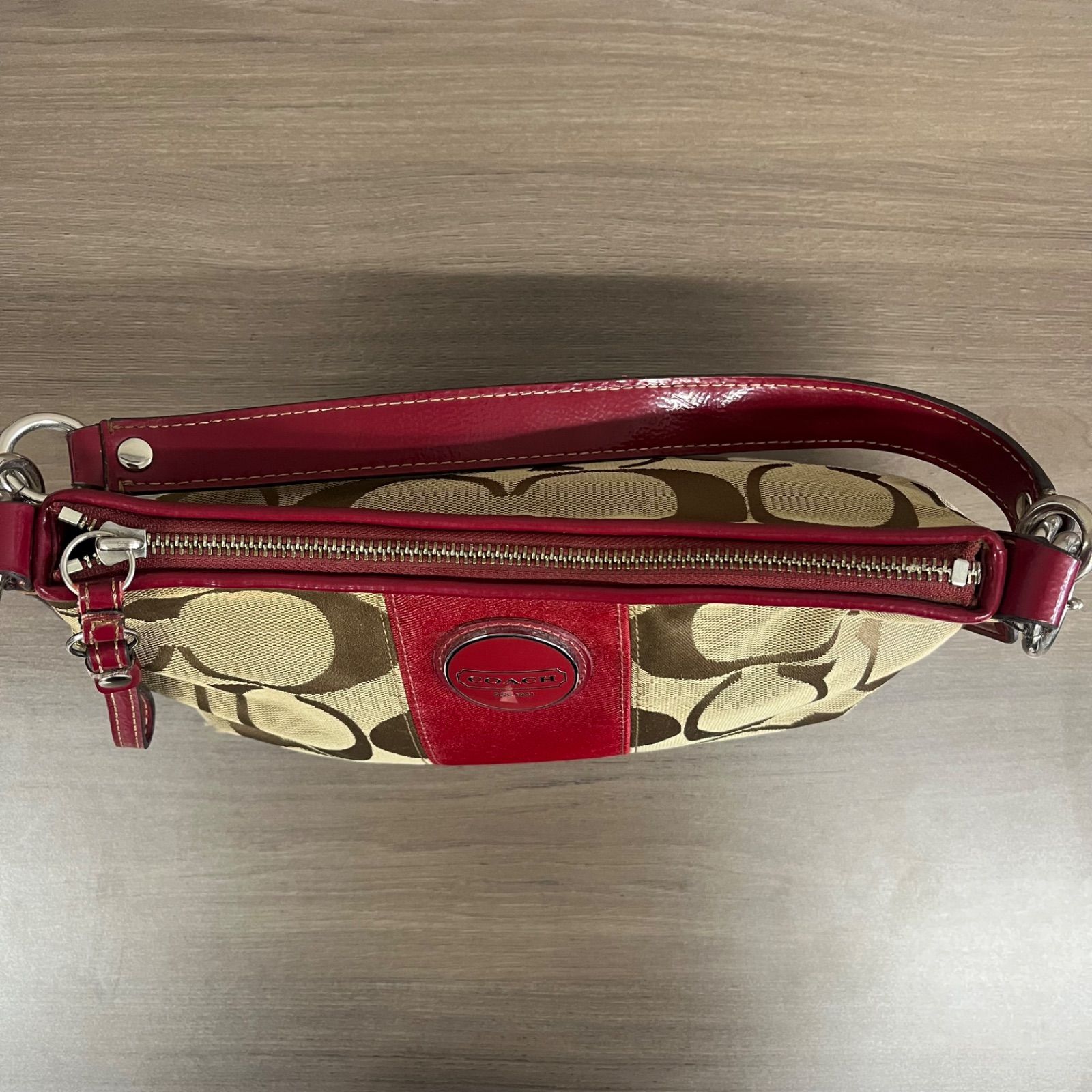 o) COACH コーチ ジグネチャー ストライプ デミ クロス ボディ バッグ