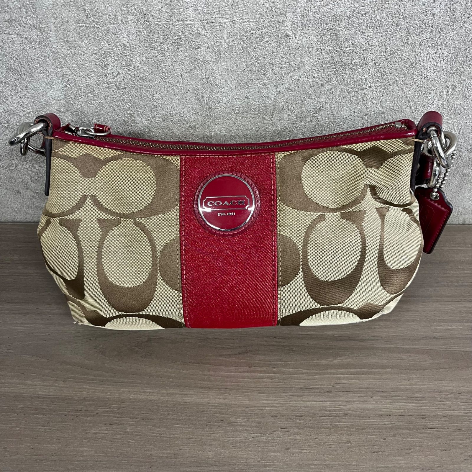 o) COACH コーチ ジグネチャー ストライプ デミ クロス ボディ バッグ