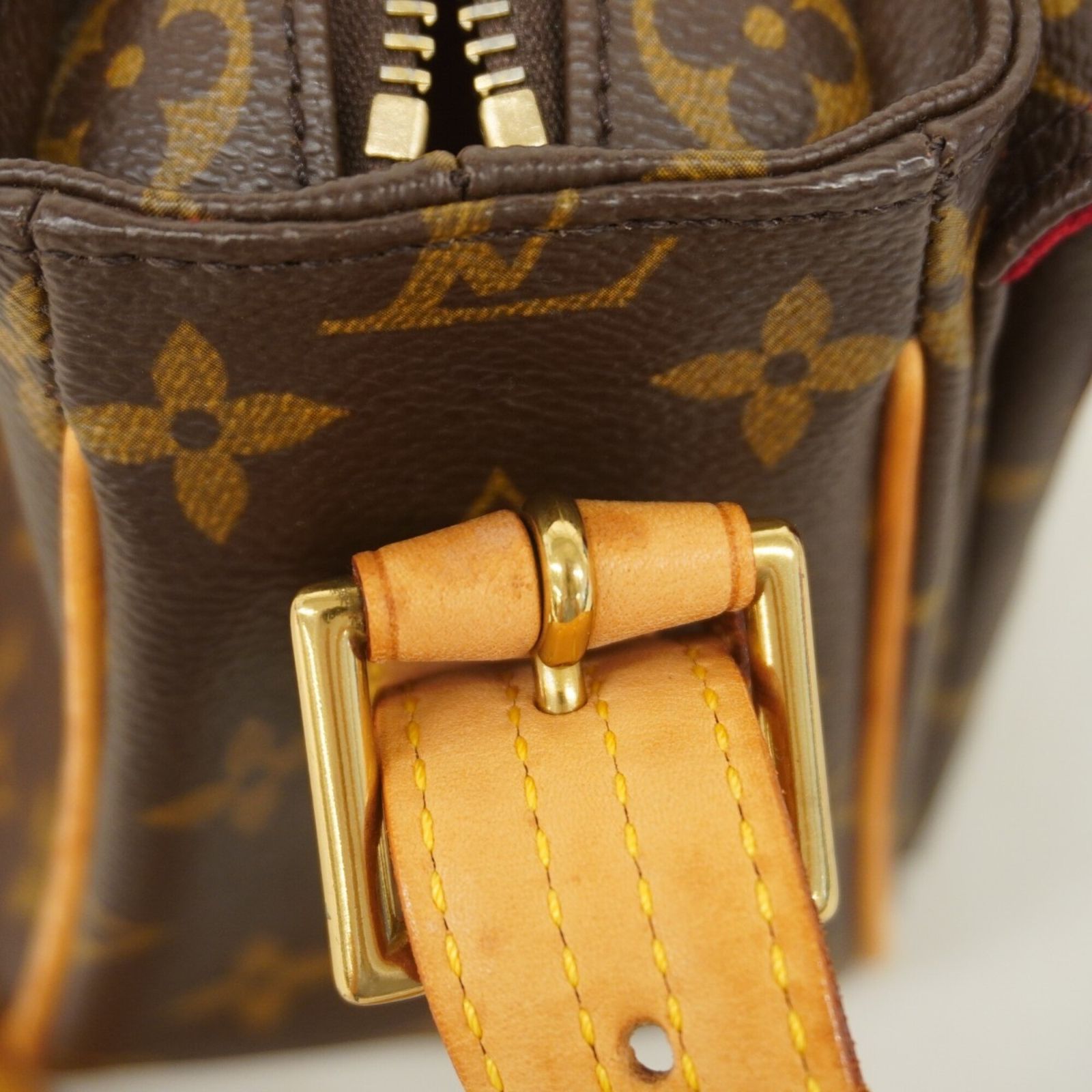 ルイ・ヴィトン(Louis Vuitton) ルイ・ヴィトン ショルダーバッグ