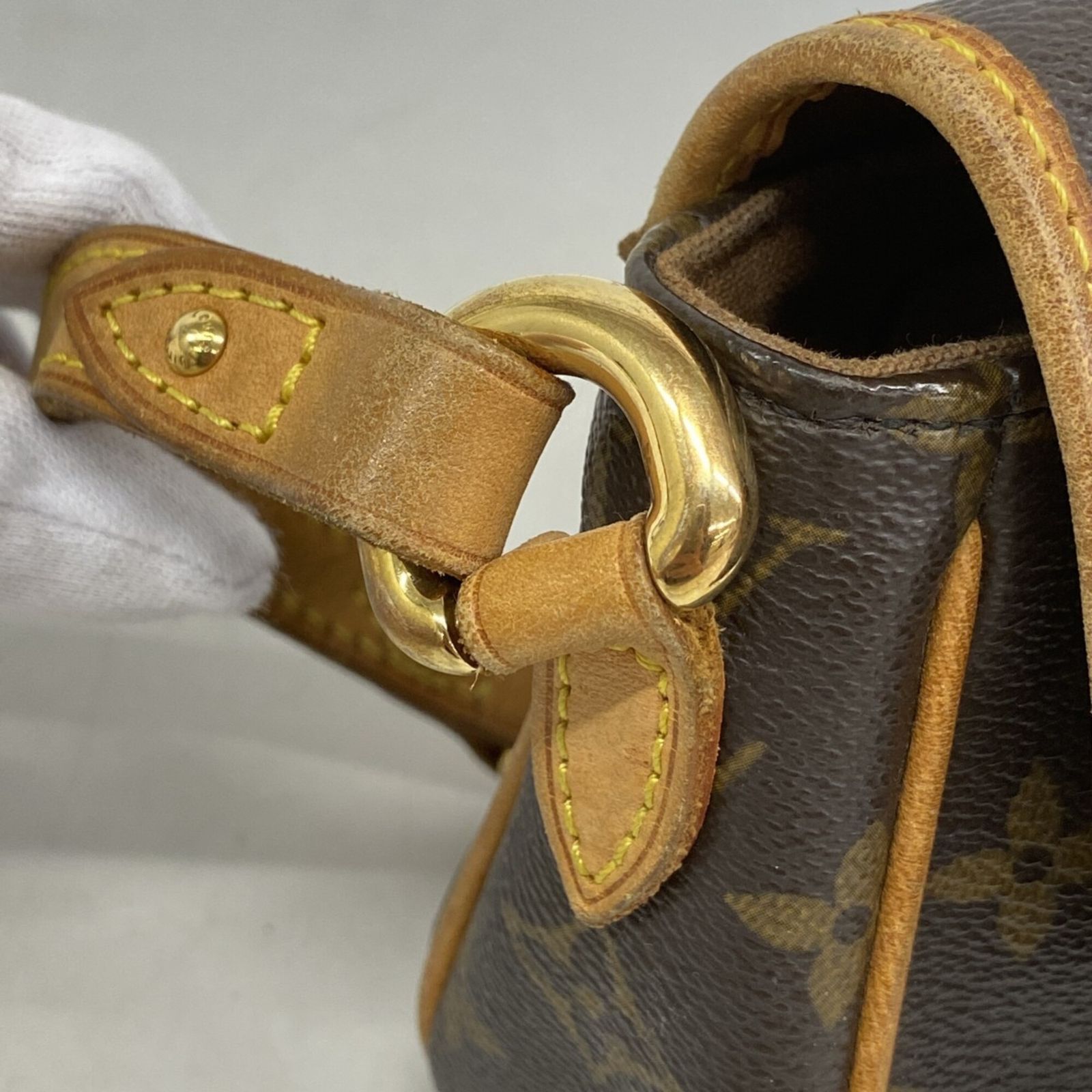 ルイ・ヴィトン(Louis Vuitton) ルイ・ヴィトン ショルダーバッグ 