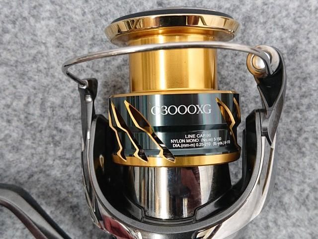 中古】 美品！ シマノ 20 ツインパワー C3000XG スピニングリール TWIN