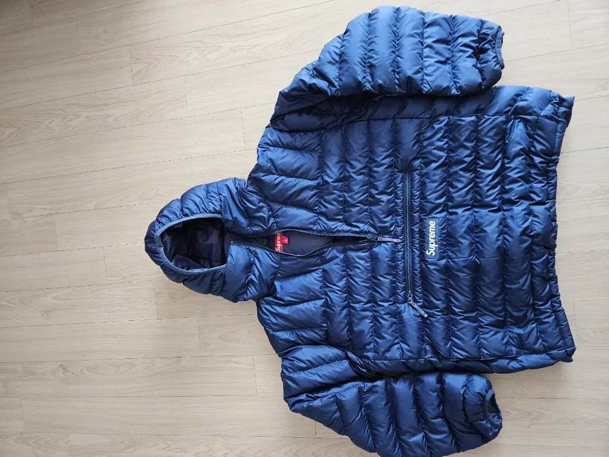 シュプリーム マイクロ ダウン ハーフ ジップ フード プルオーバー ネイビー - 24FW