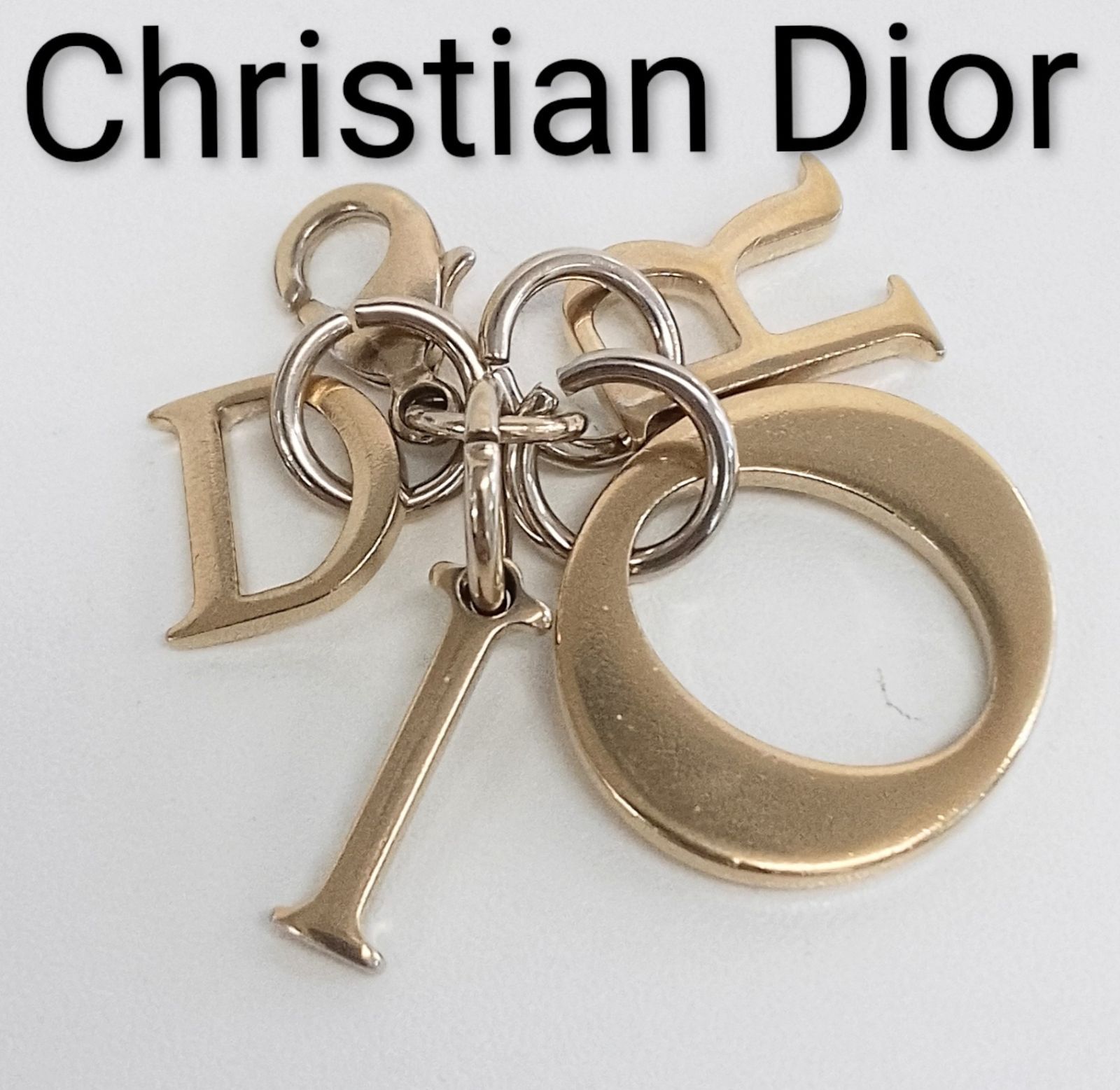 ARV40 クリスチャンディオール 極美品 DIORロゴチャーム ゴールド金具