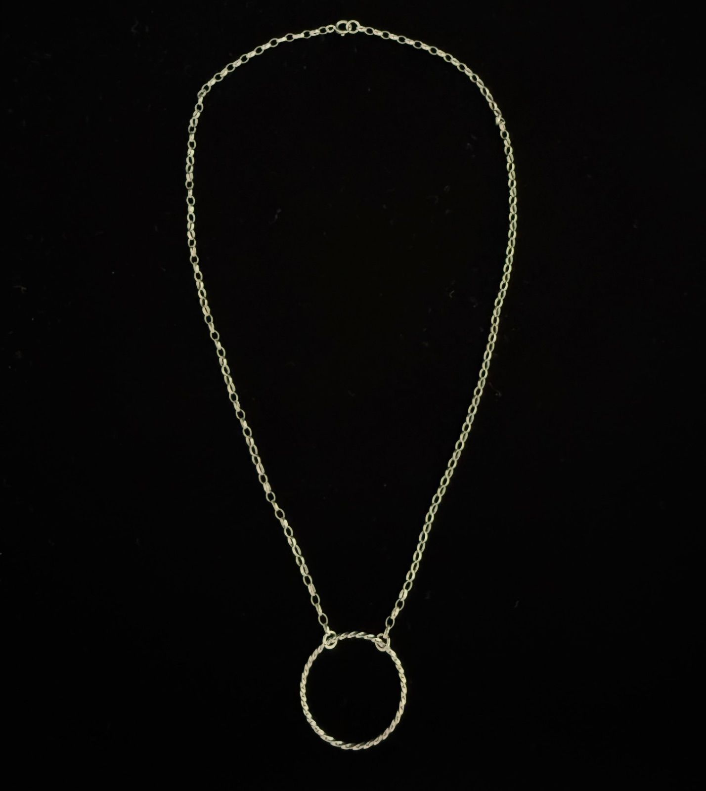 European Vintage 925 Silver Twisted Circle Pendant Necklace | ヨーロピアンヴィンテージ | シルバー925 ツイストサークル ペンダント ネックレス | Cabine Vintage 8,968円