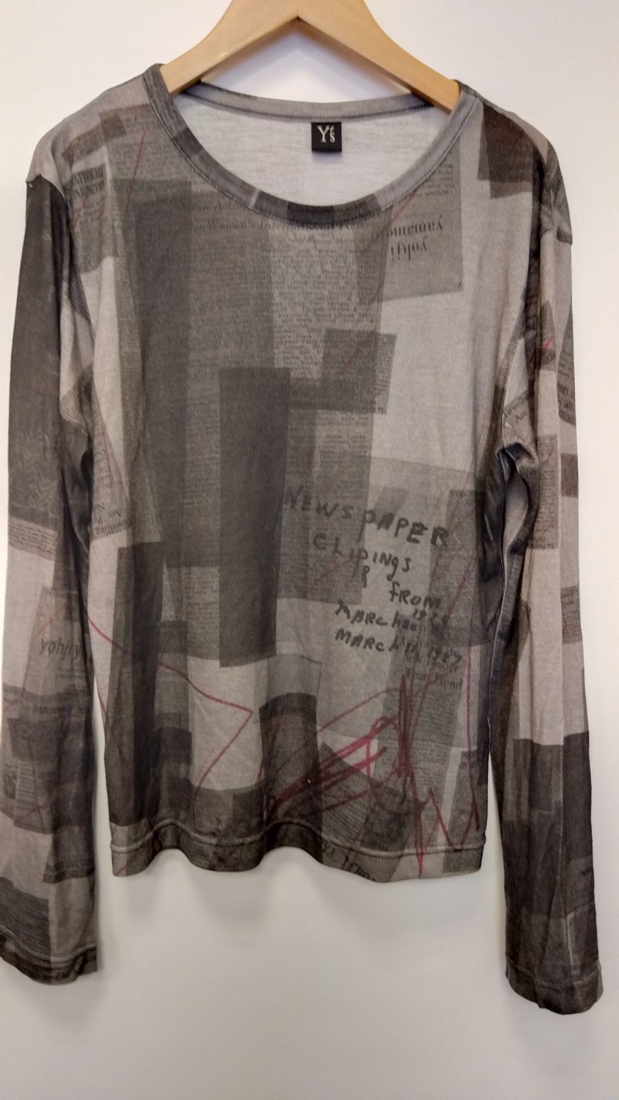 M02　ワイズ　Y’s　ヨウジヤマモト　現行品　セルロースニュースペーパープリントロングスリーブ　Ｔシャツ　サイズ2　定価34000円