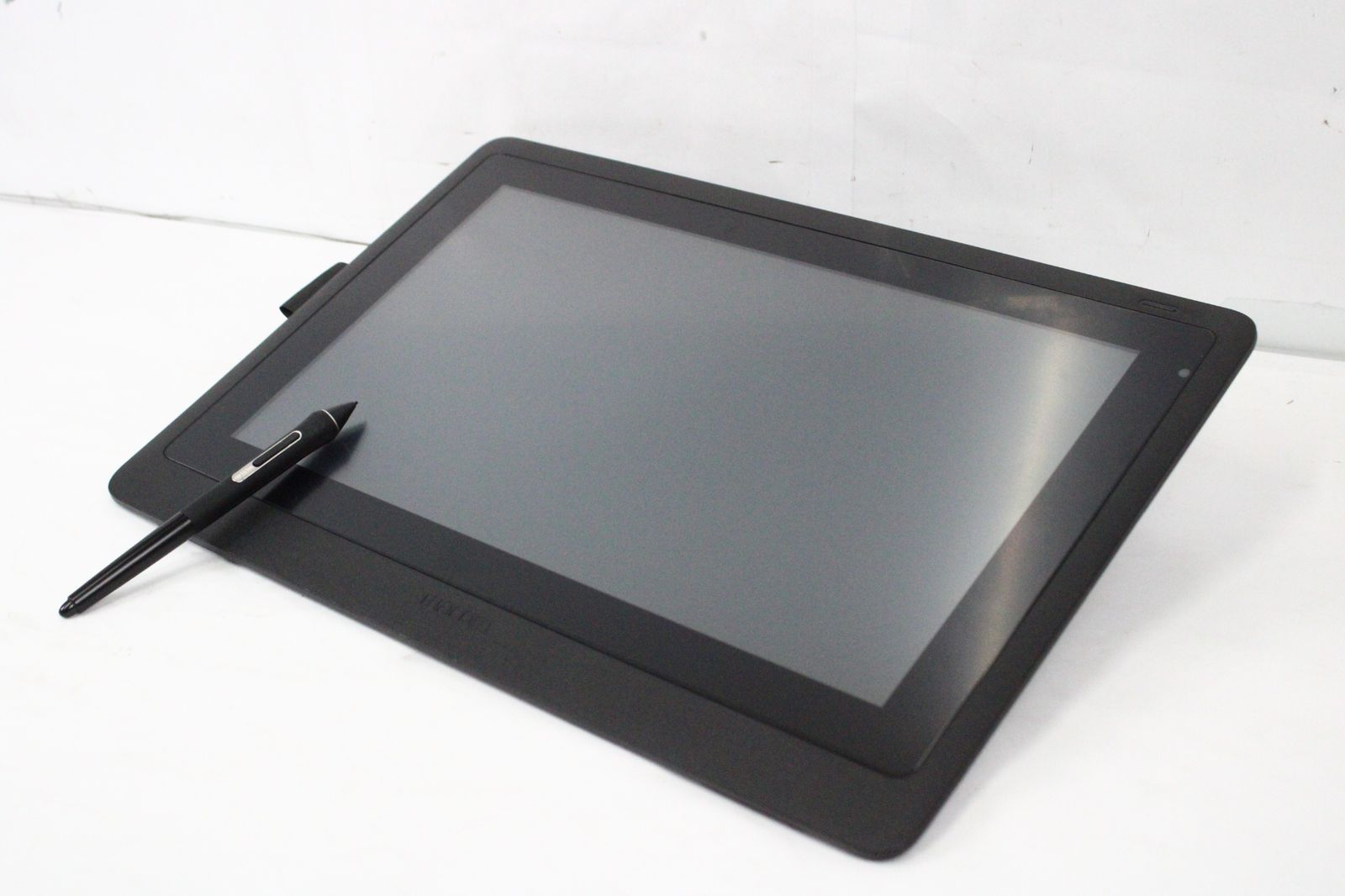 Wacom 液タブ DTK1660 Cinriq 16 ワコム 液晶タブレット ペンタブ 
