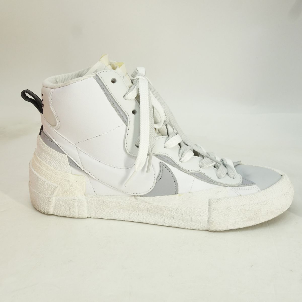 NIKE sacai BLAZER MID ナイキ サカイ ブレザー ミッド BV0072-100 