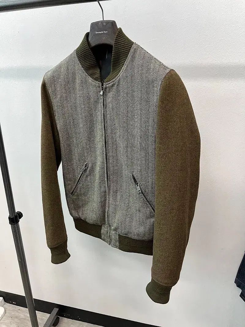 100) ジャンカルロロッシ ヘリンボーン ブルゾン