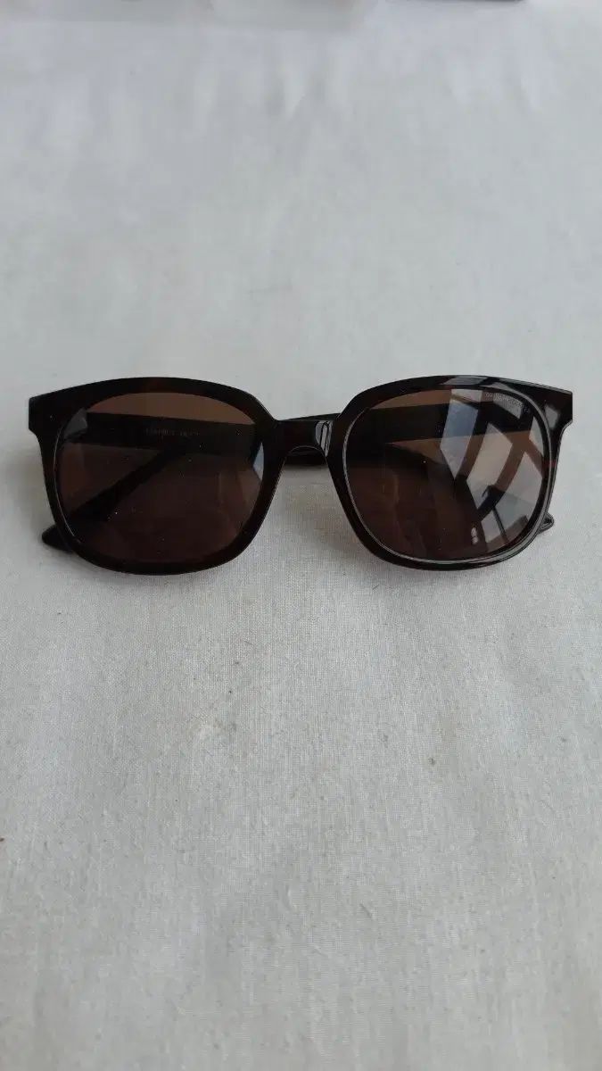 新品 DANIEL HETCHER UVカット ファッション サングラス