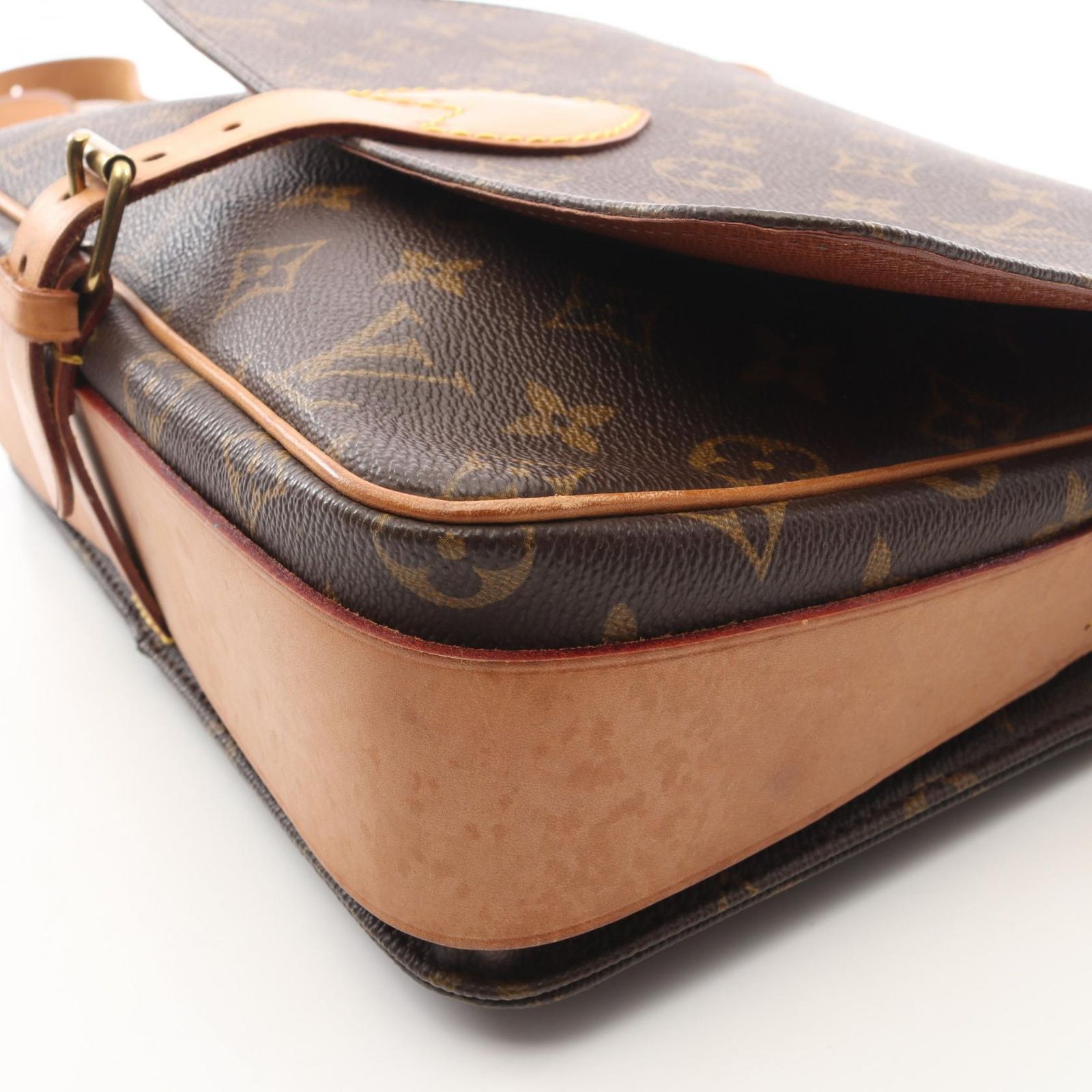ルイ・ヴィトン LOUIS VUITTON ショルダーバッグ カルトシエールGM